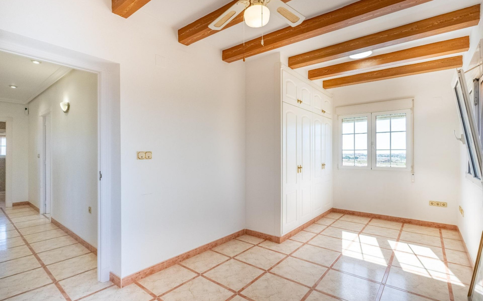 Resale - Villa - Torrevieja - El Chaparral