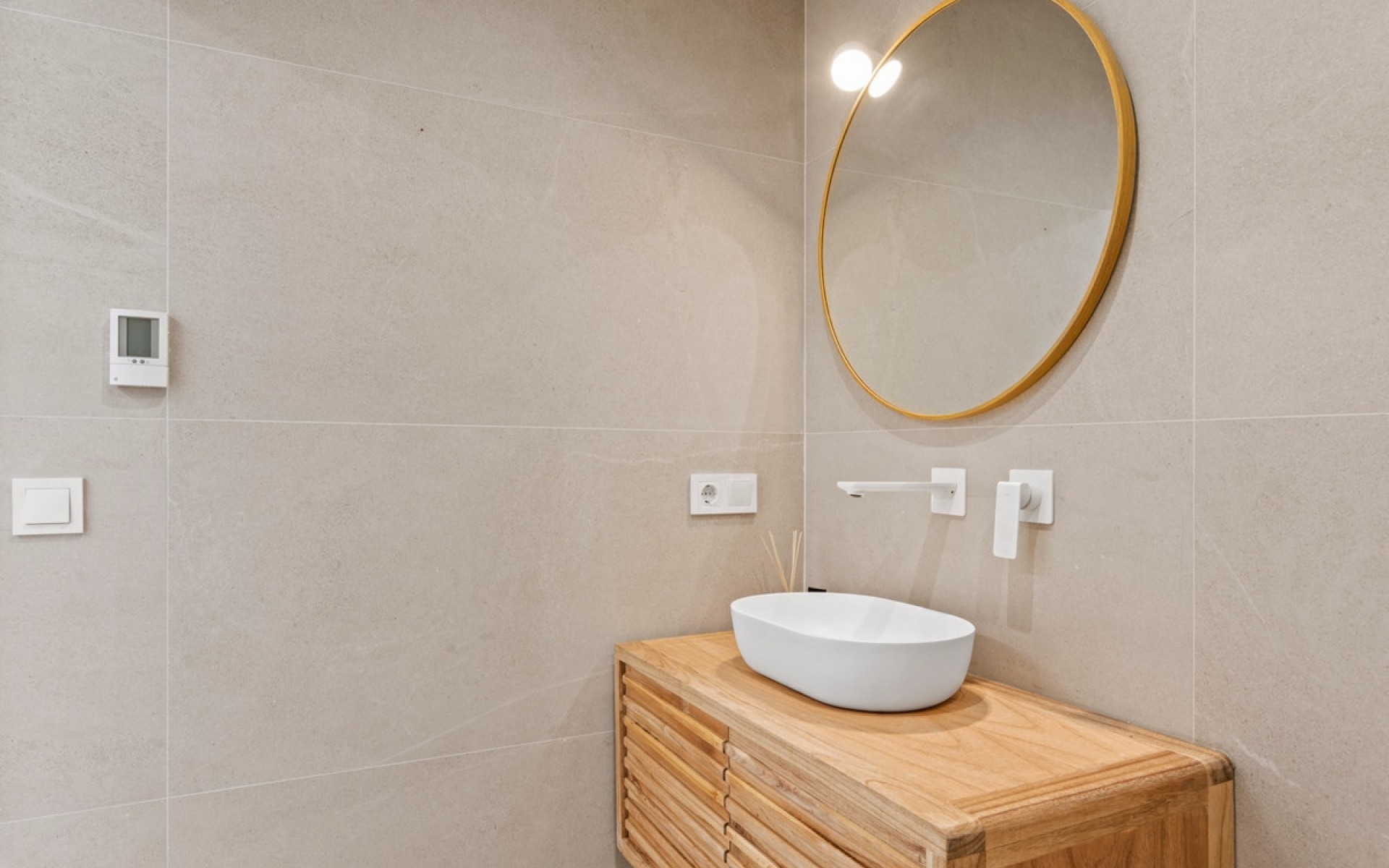 Resale - Villa - Torrevieja - El Chaparral