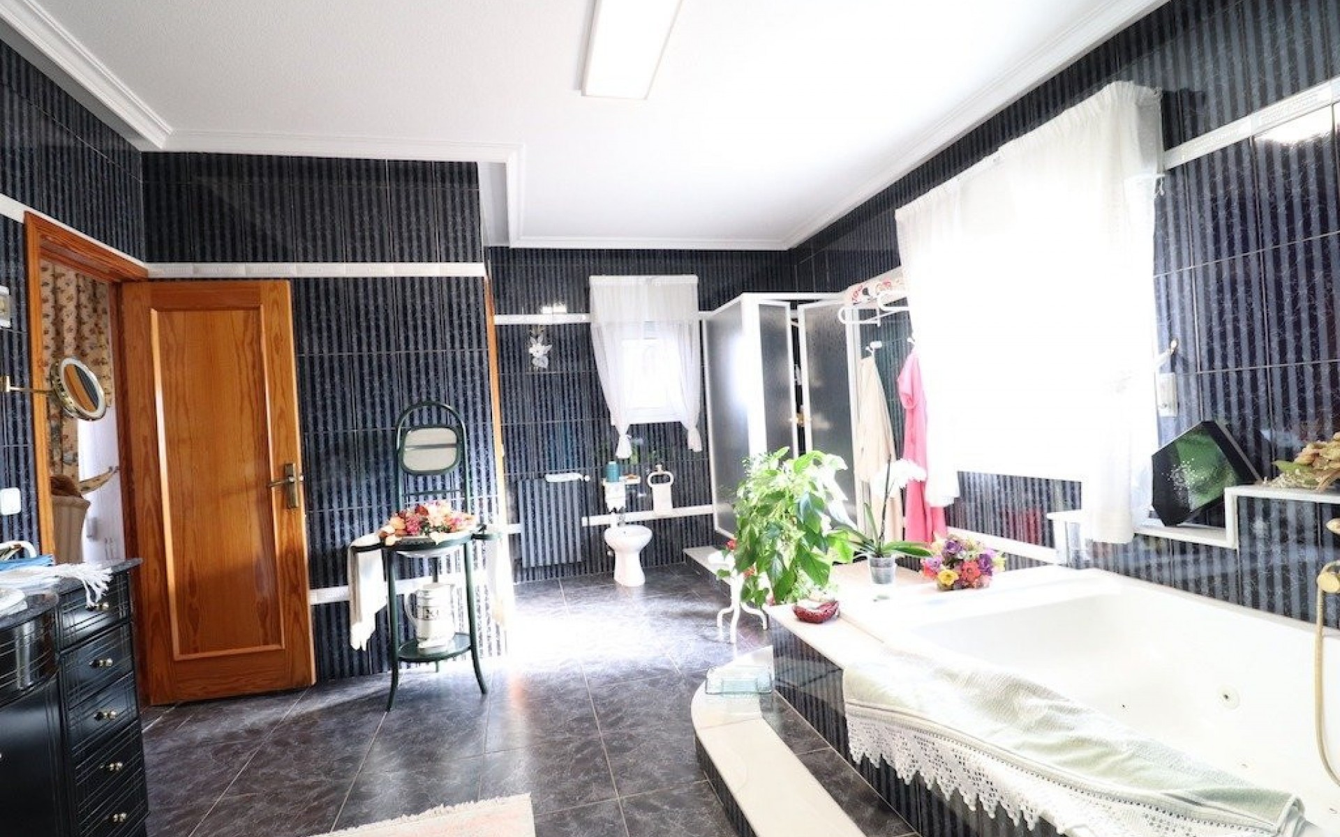 Resale - Villa - Torrevieja - El Chaparral