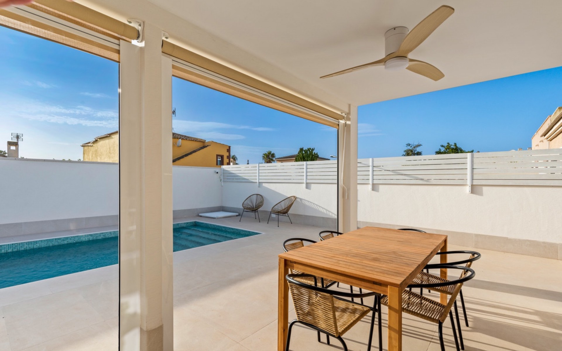 Resale - Villa - Torrevieja - El Chaparral