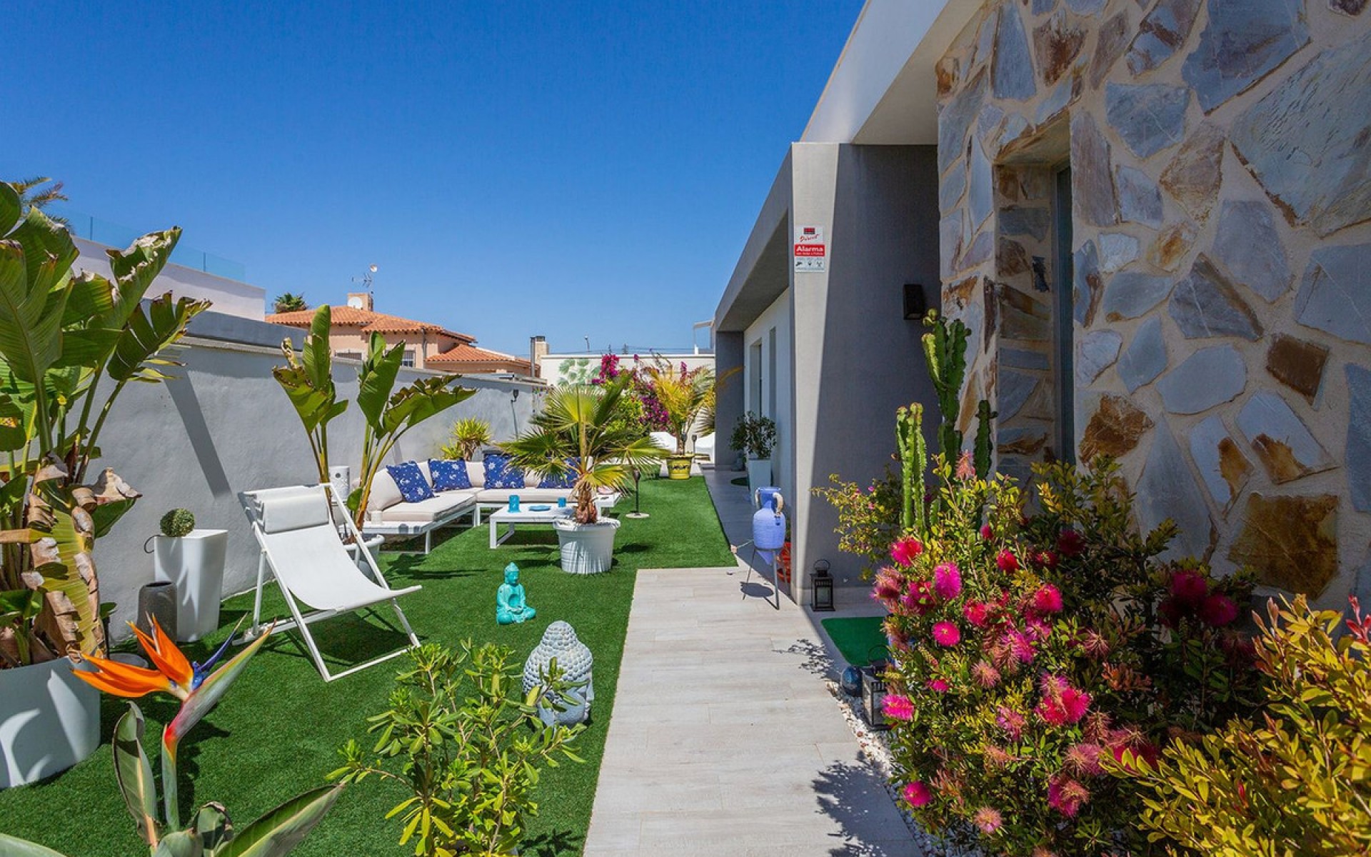 Resale - Villa - Torrevieja - El Chaparral