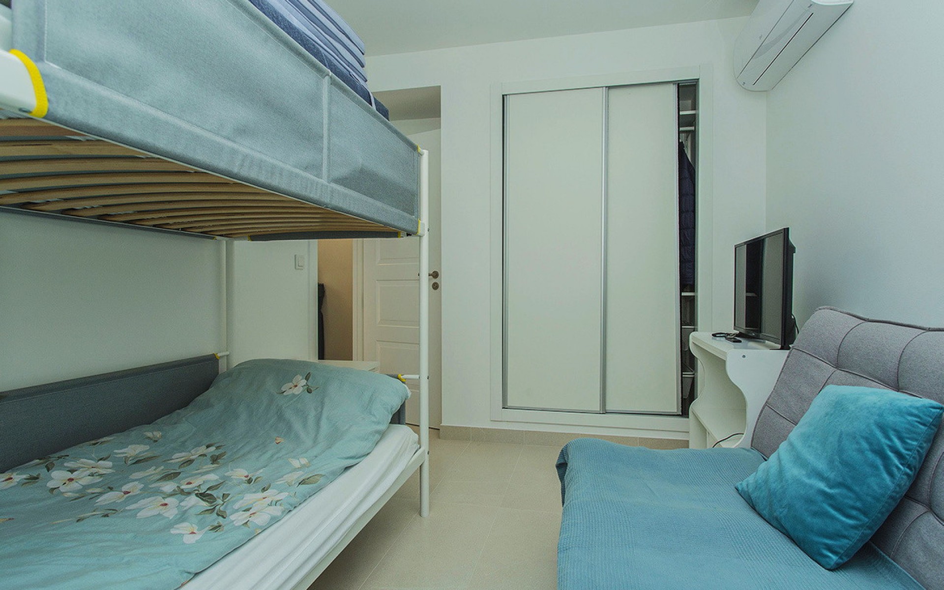 Resale - Villa - Torrevieja - La Mata