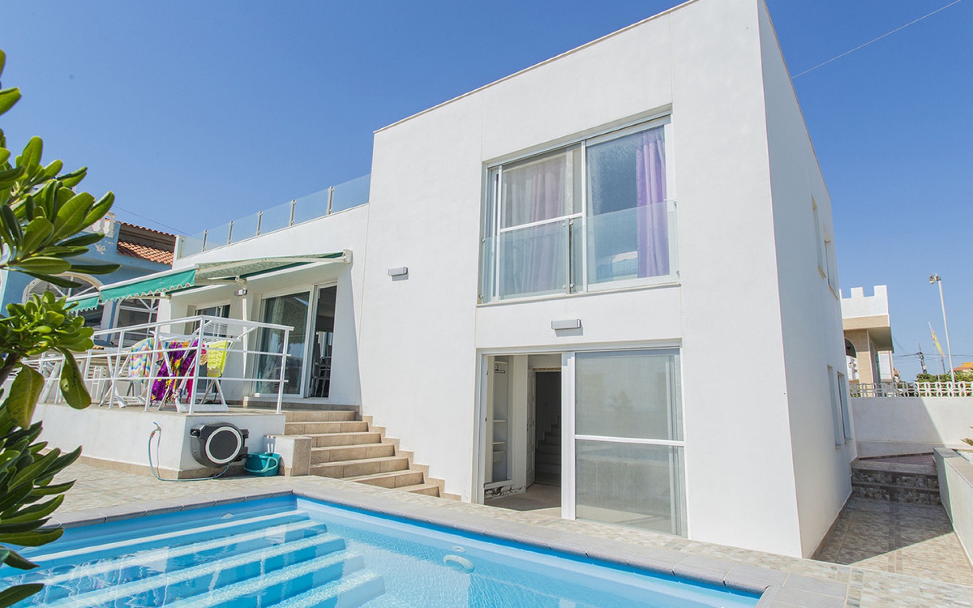 Resale - Villa - Torrevieja - La Mata