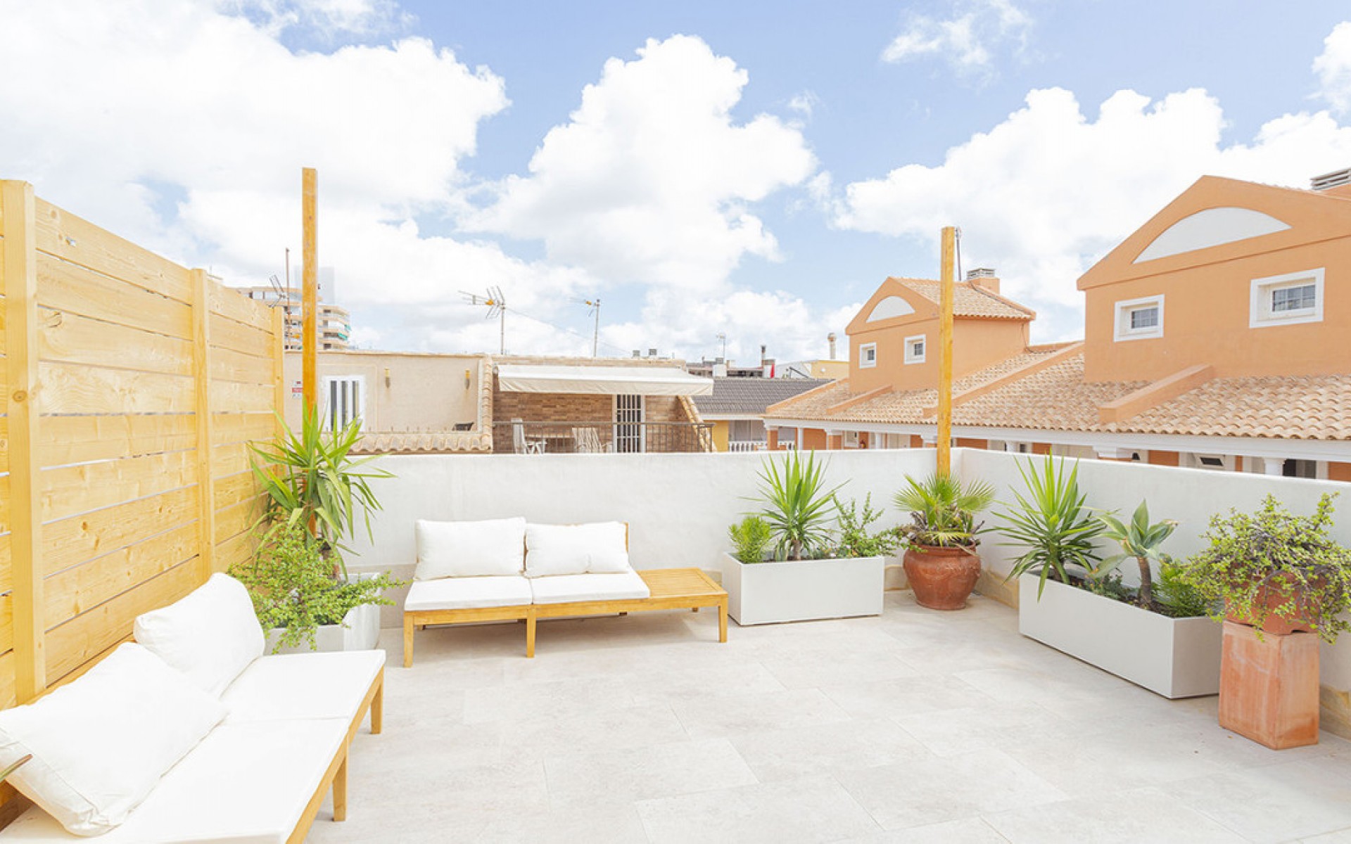 Resale - Villa - Torrevieja - La Mata