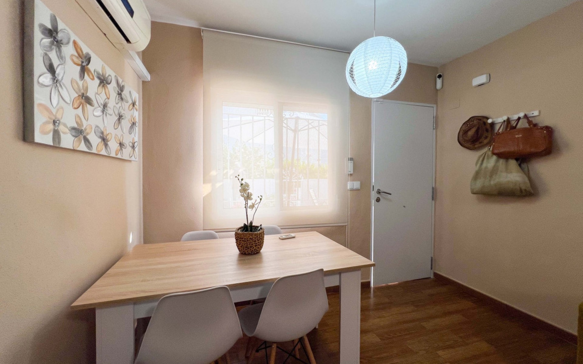 Resale - Villa - Torrevieja - La Mata