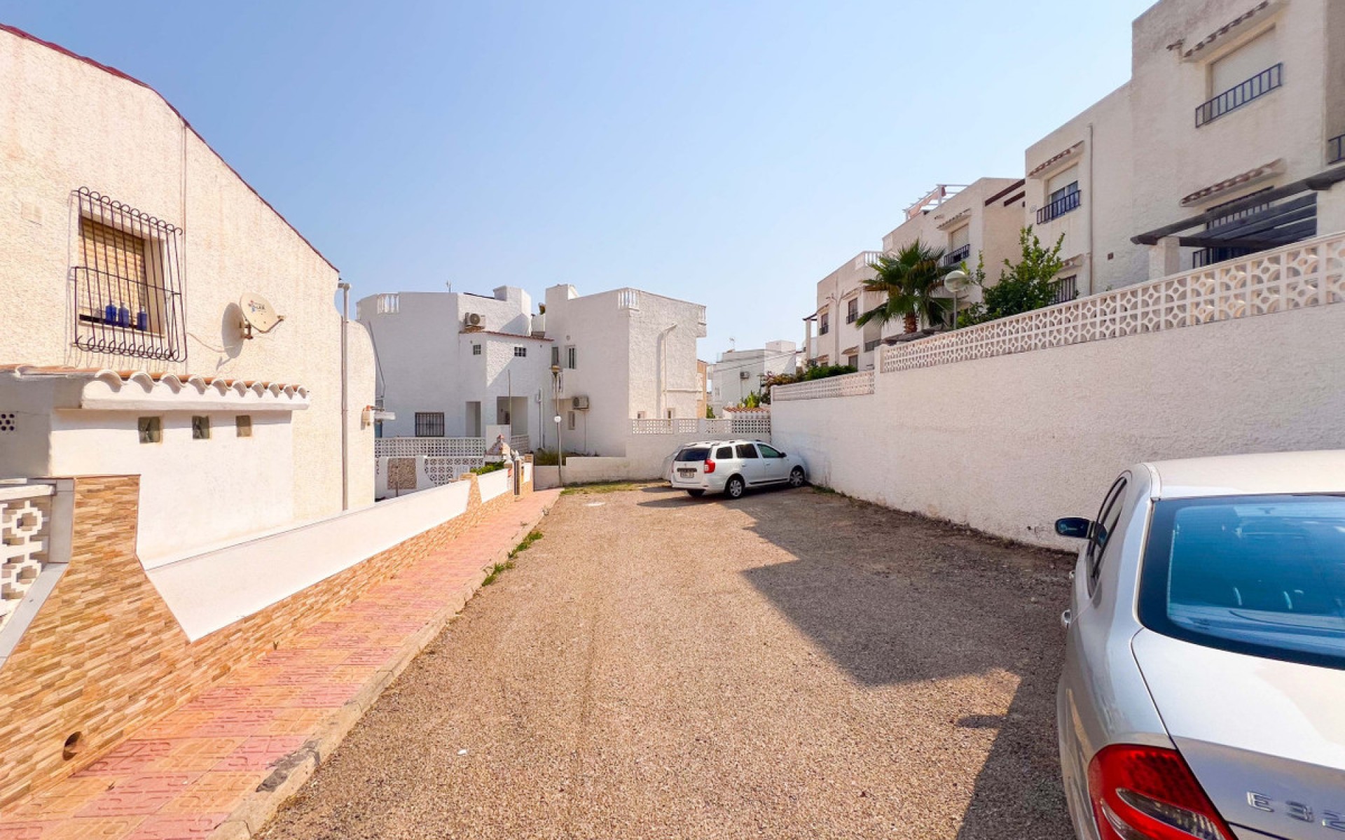 Resale - Villa - Torrevieja - La Mata