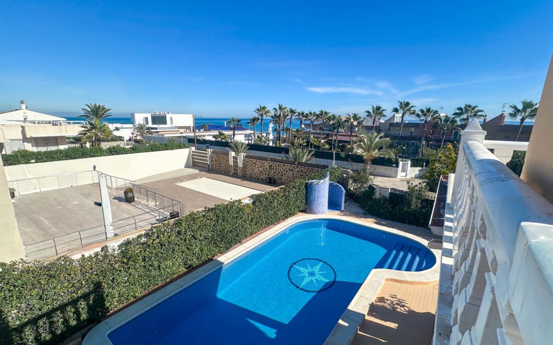 Resale - Villa - Torrevieja - La Mata
