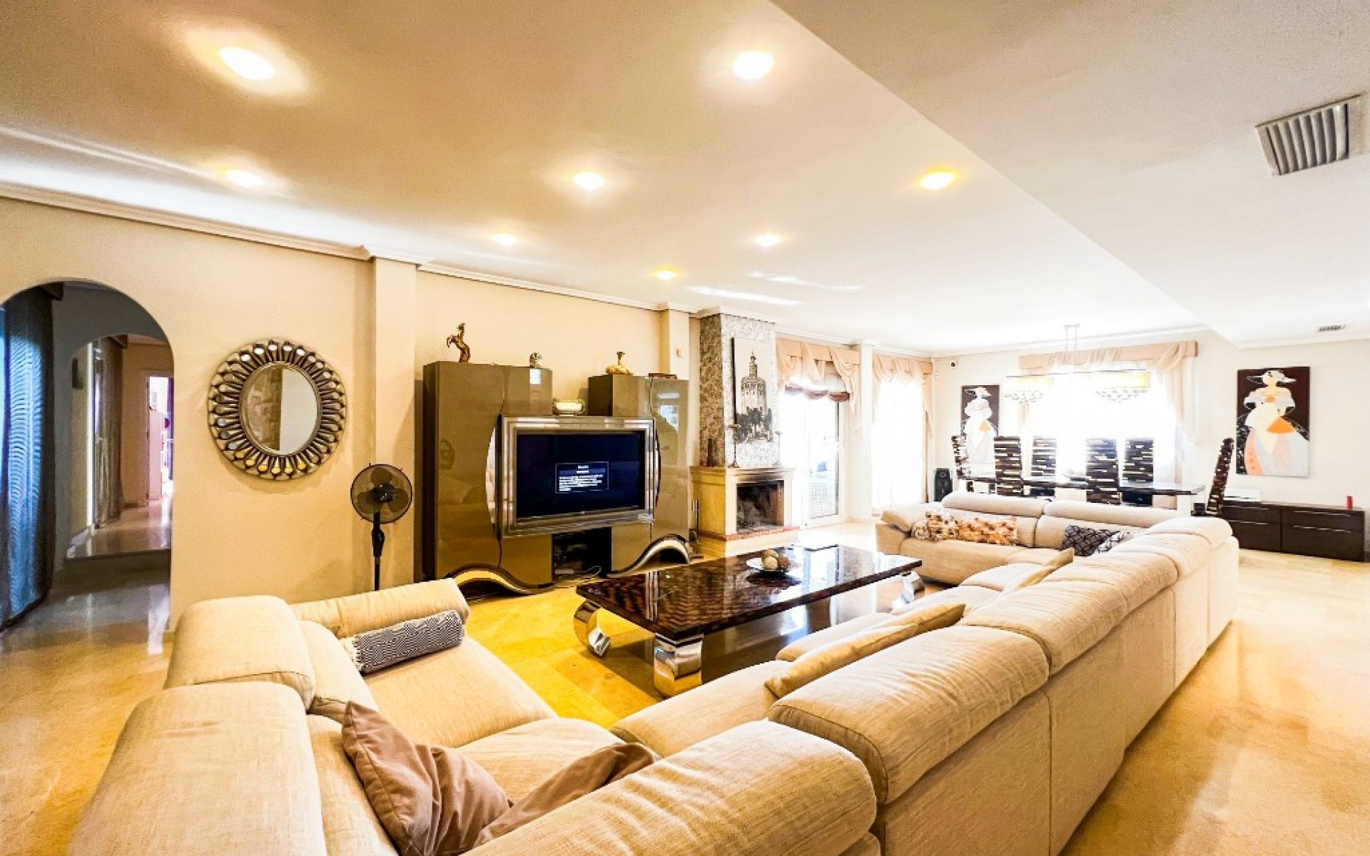 Resale - Villa - Torrevieja - La Mata