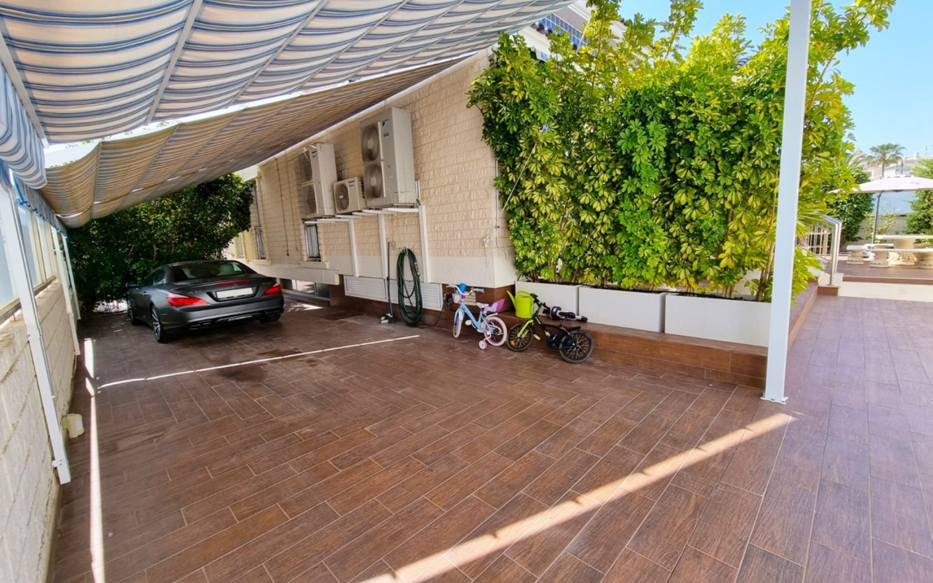 Resale - Villa - Torrevieja - La Mata