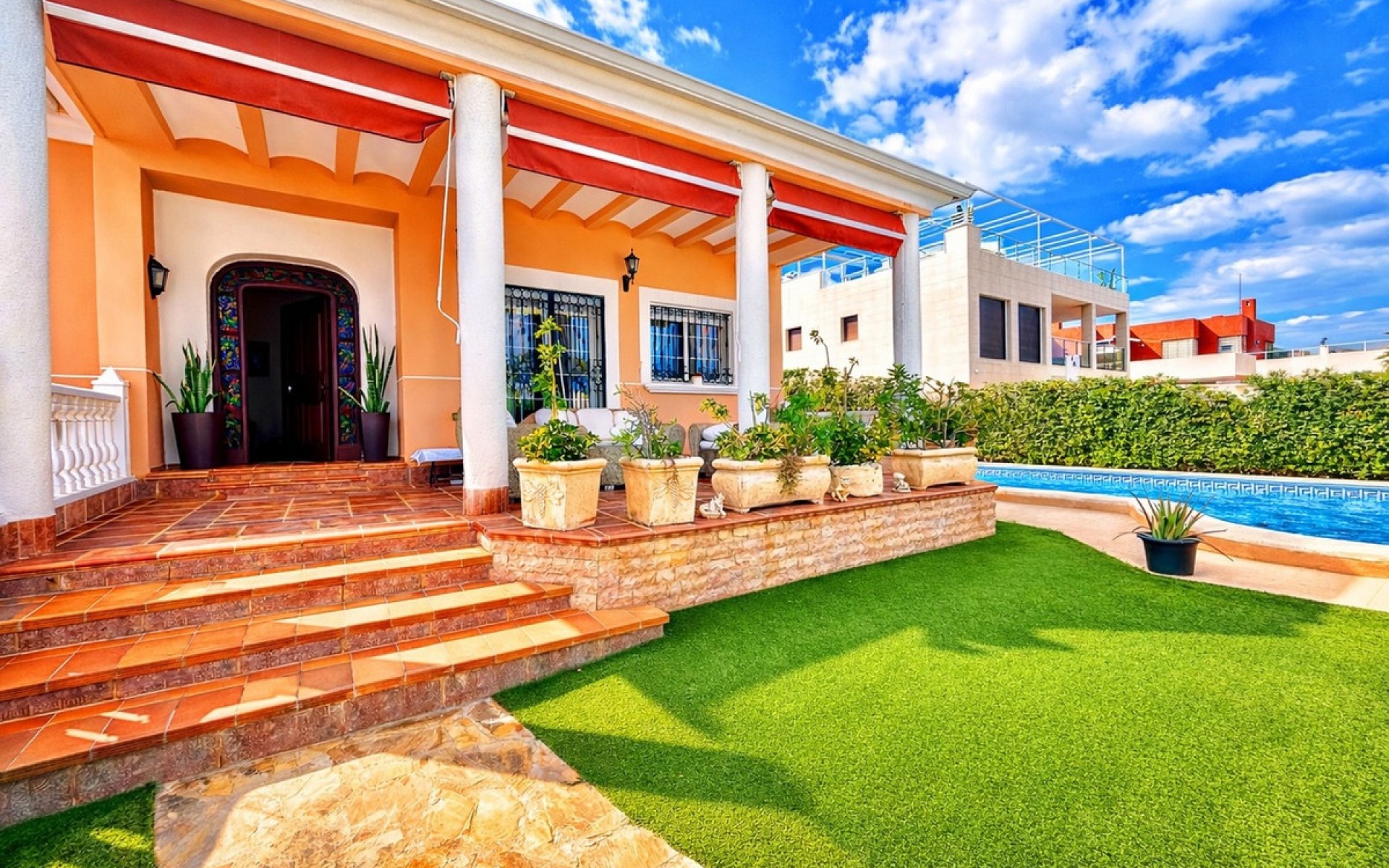 Resale - Villa - Torrevieja - La Mata