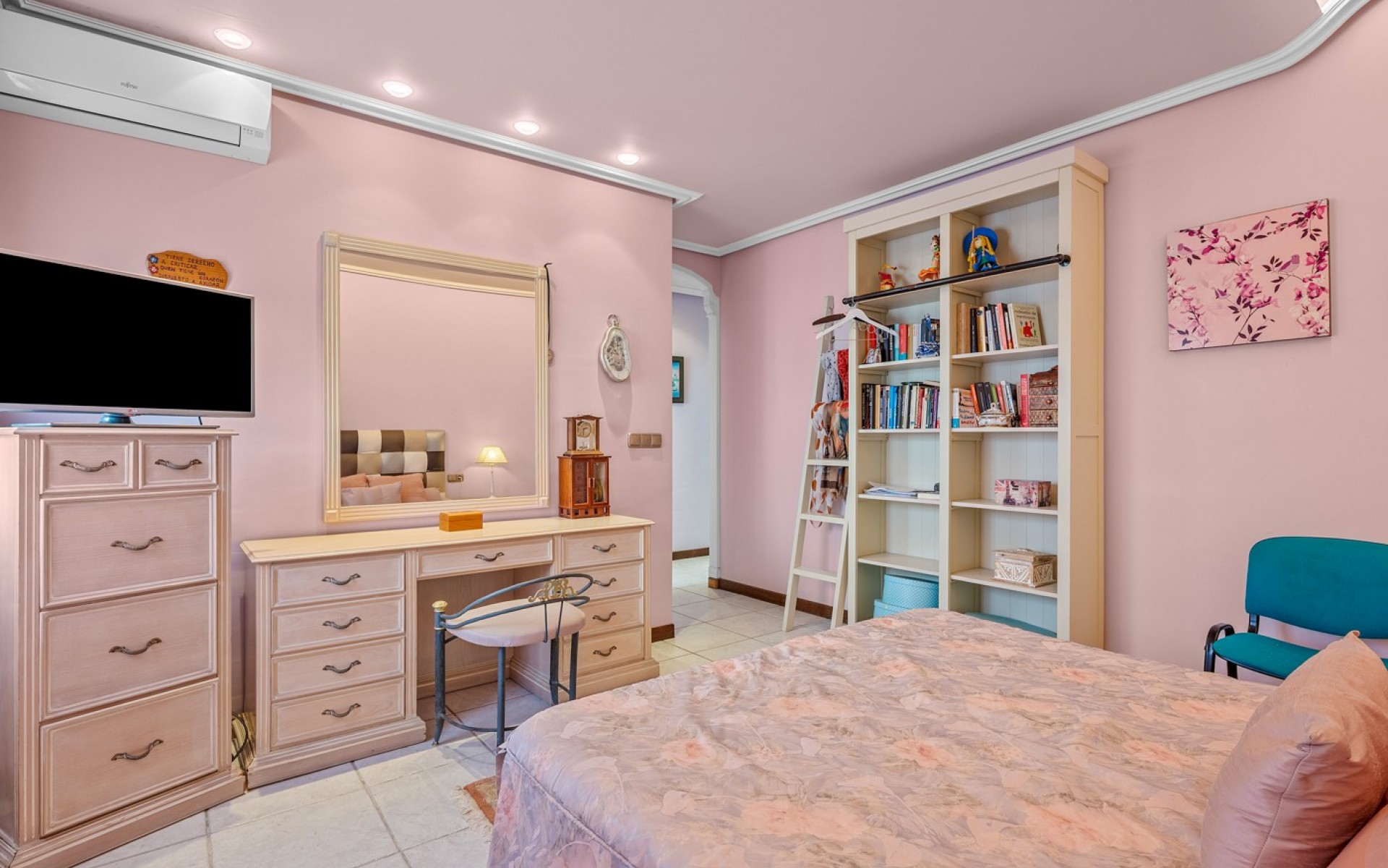 Resale - Villa - Torrevieja - La Mata
