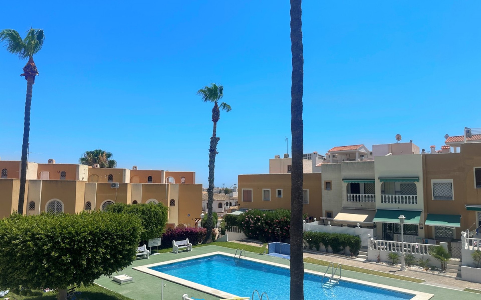 Resale - Villa - Torrevieja - La Mata