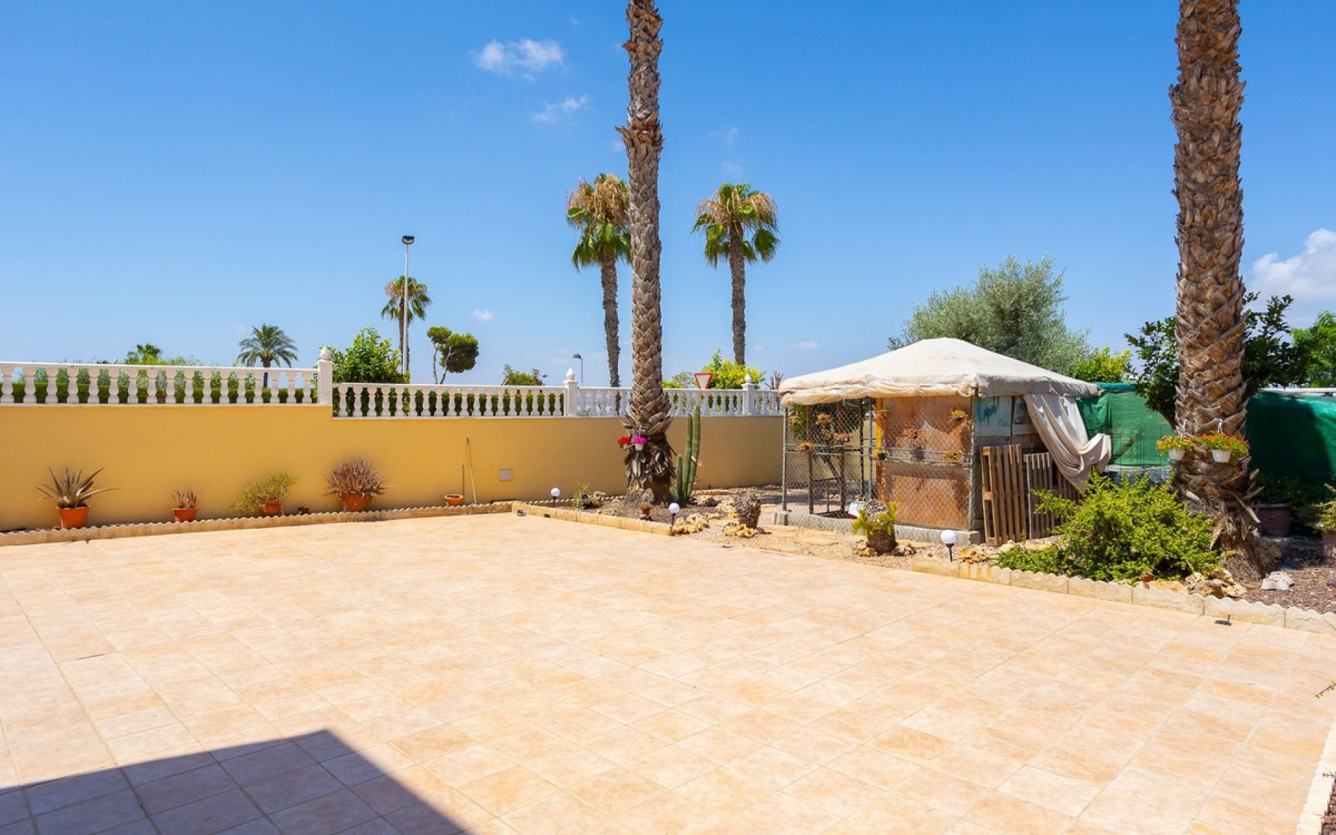 Resale - Villa - Torrevieja - La Siesta