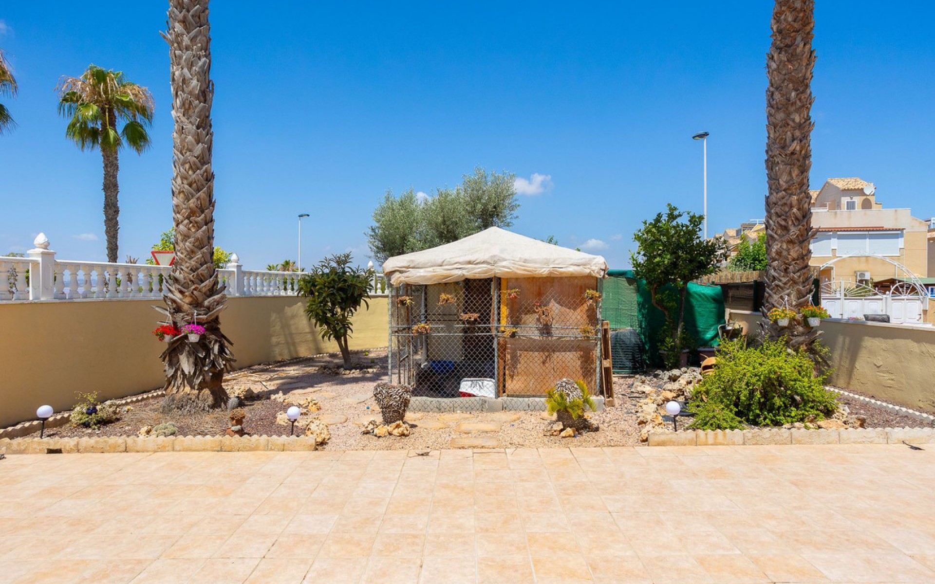 Resale - Villa - Torrevieja - La Siesta
