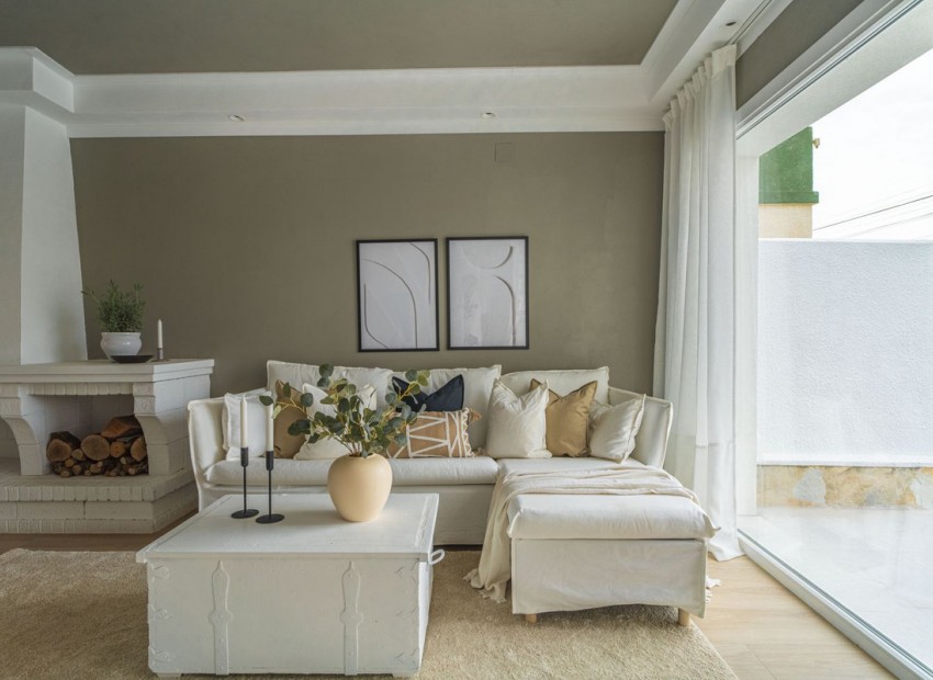 Resale - Villa - Torrevieja - La Siesta