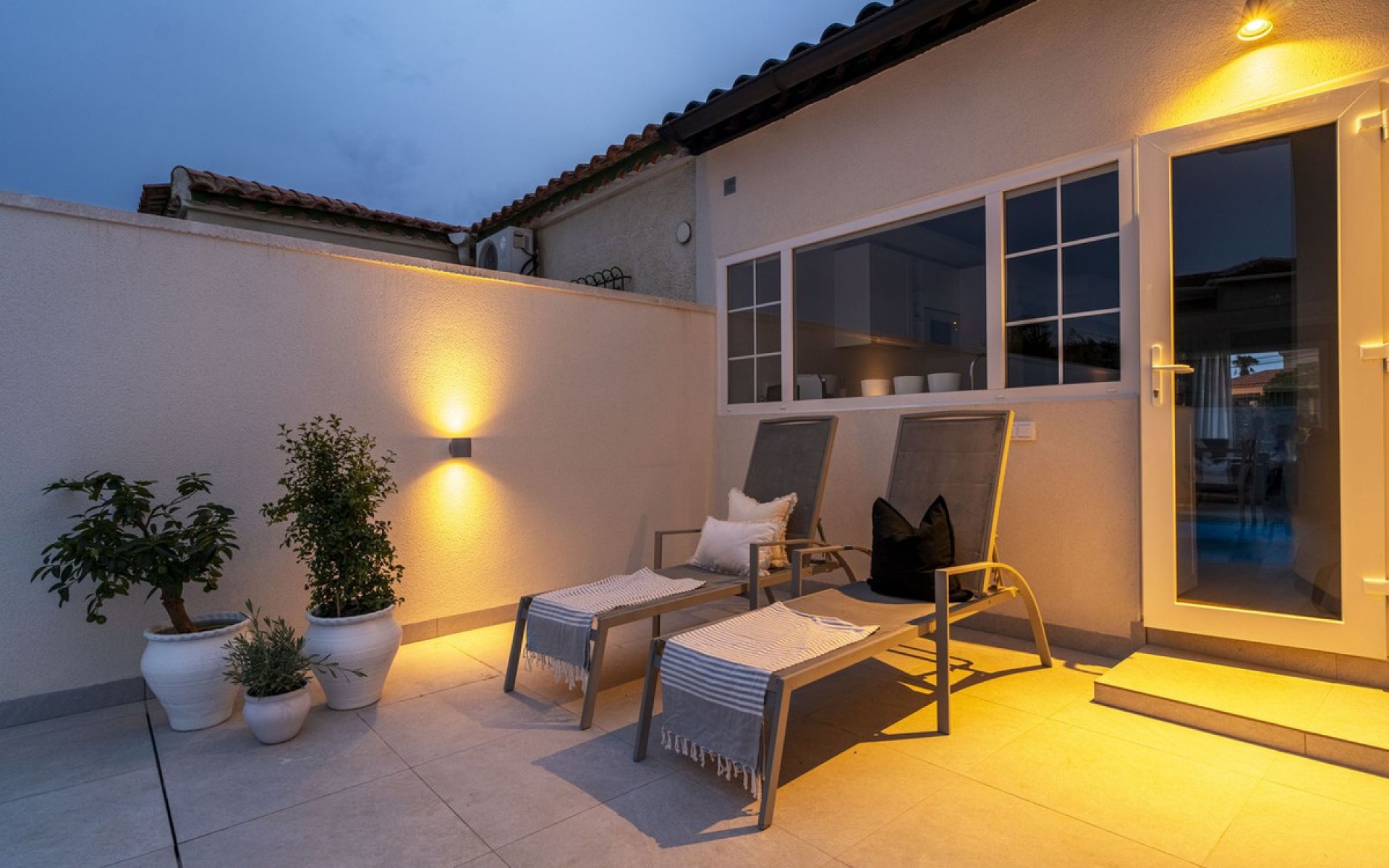 Resale - Villa - Torrevieja - La Siesta