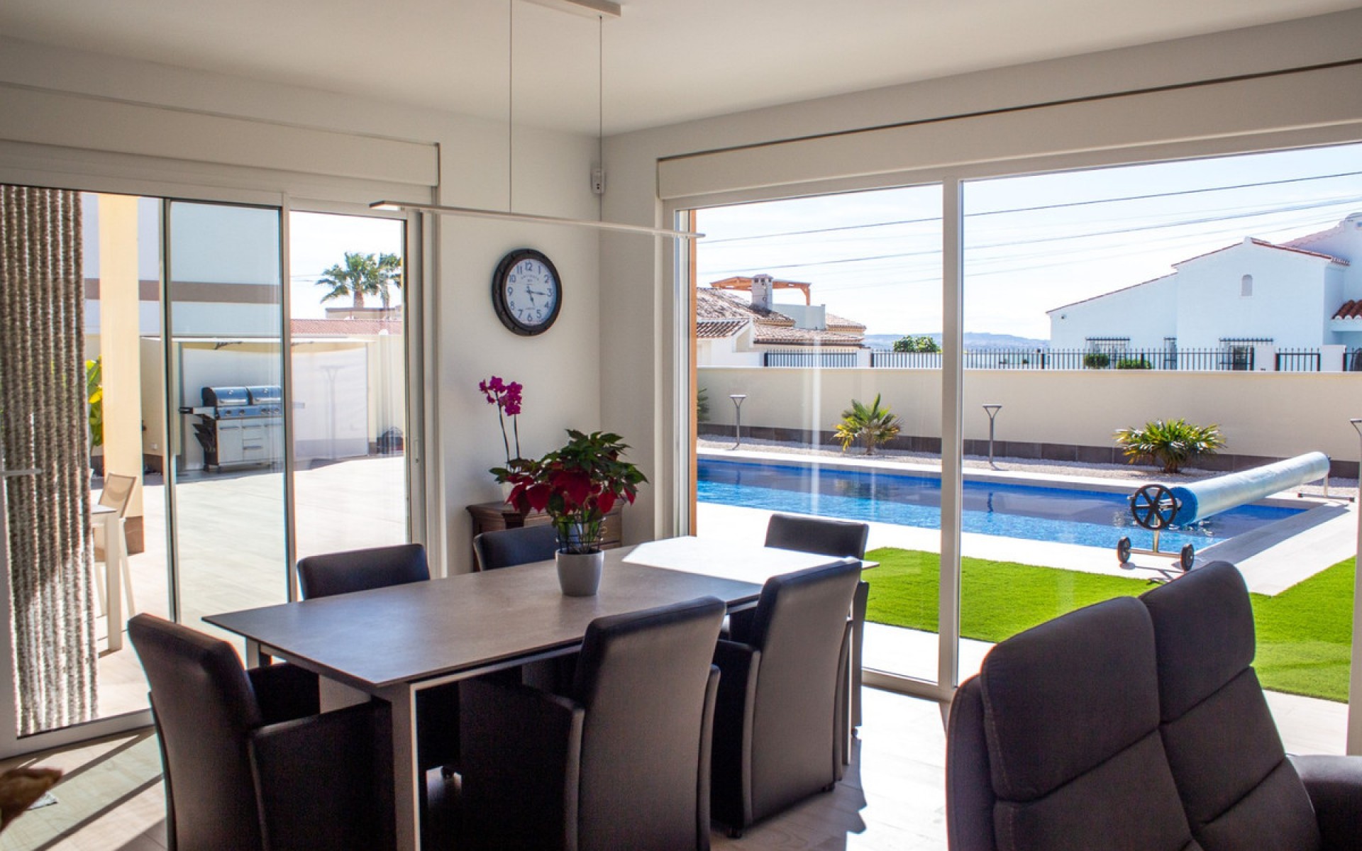 Resale - Villa - Torrevieja - La Siesta