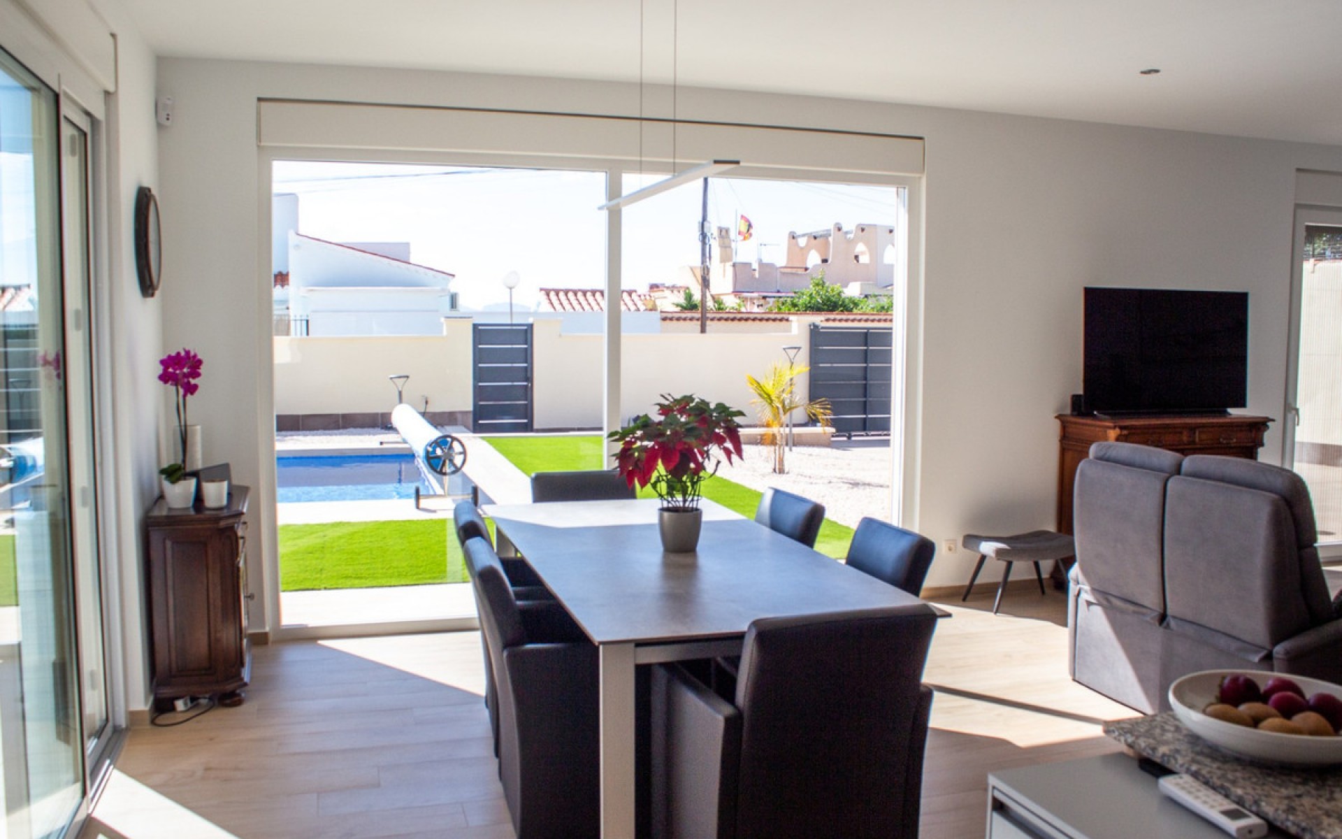 Resale - Villa - Torrevieja - La Siesta