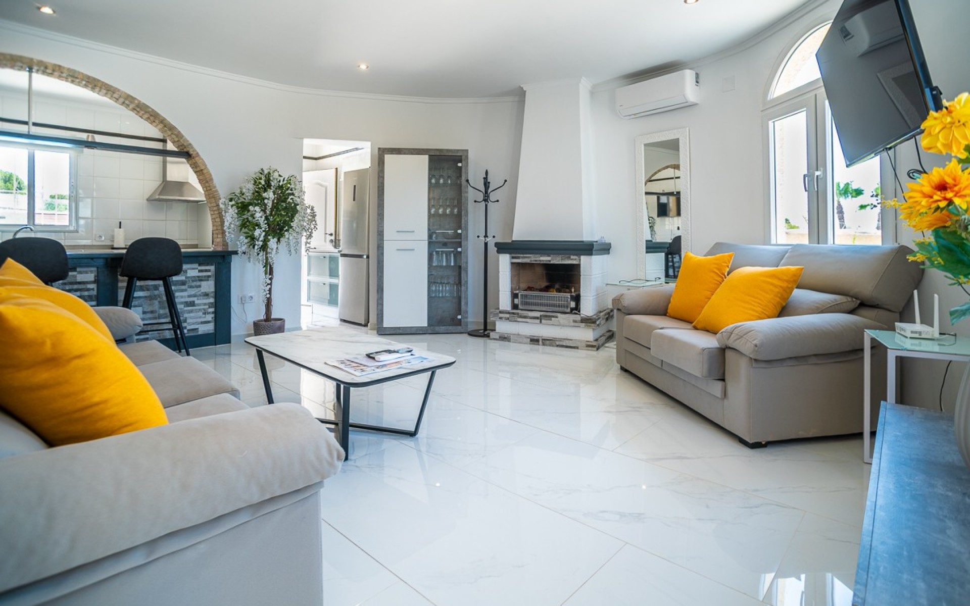 Resale - Villa - Torrevieja - La Siesta