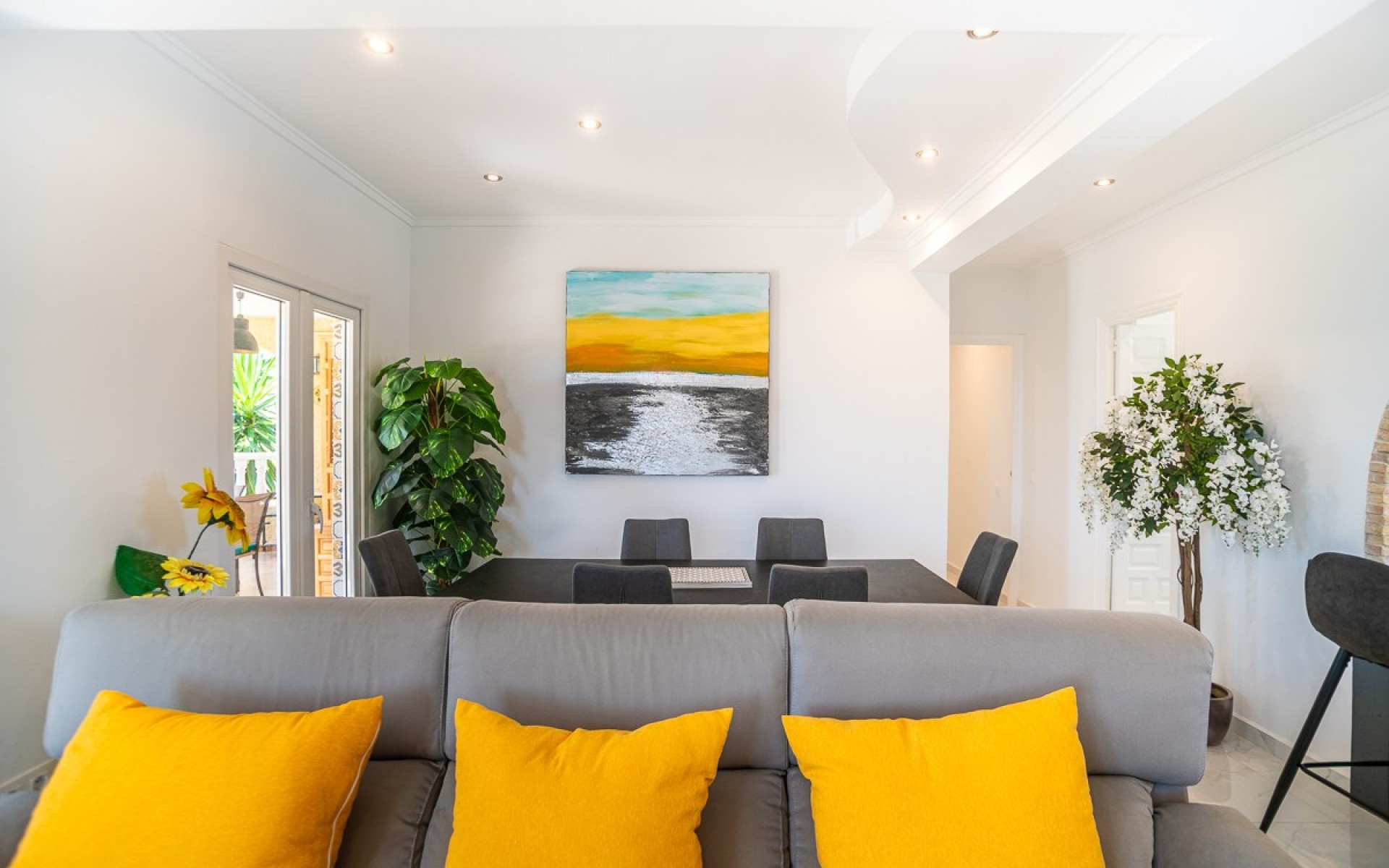 Resale - Villa - Torrevieja - La Siesta