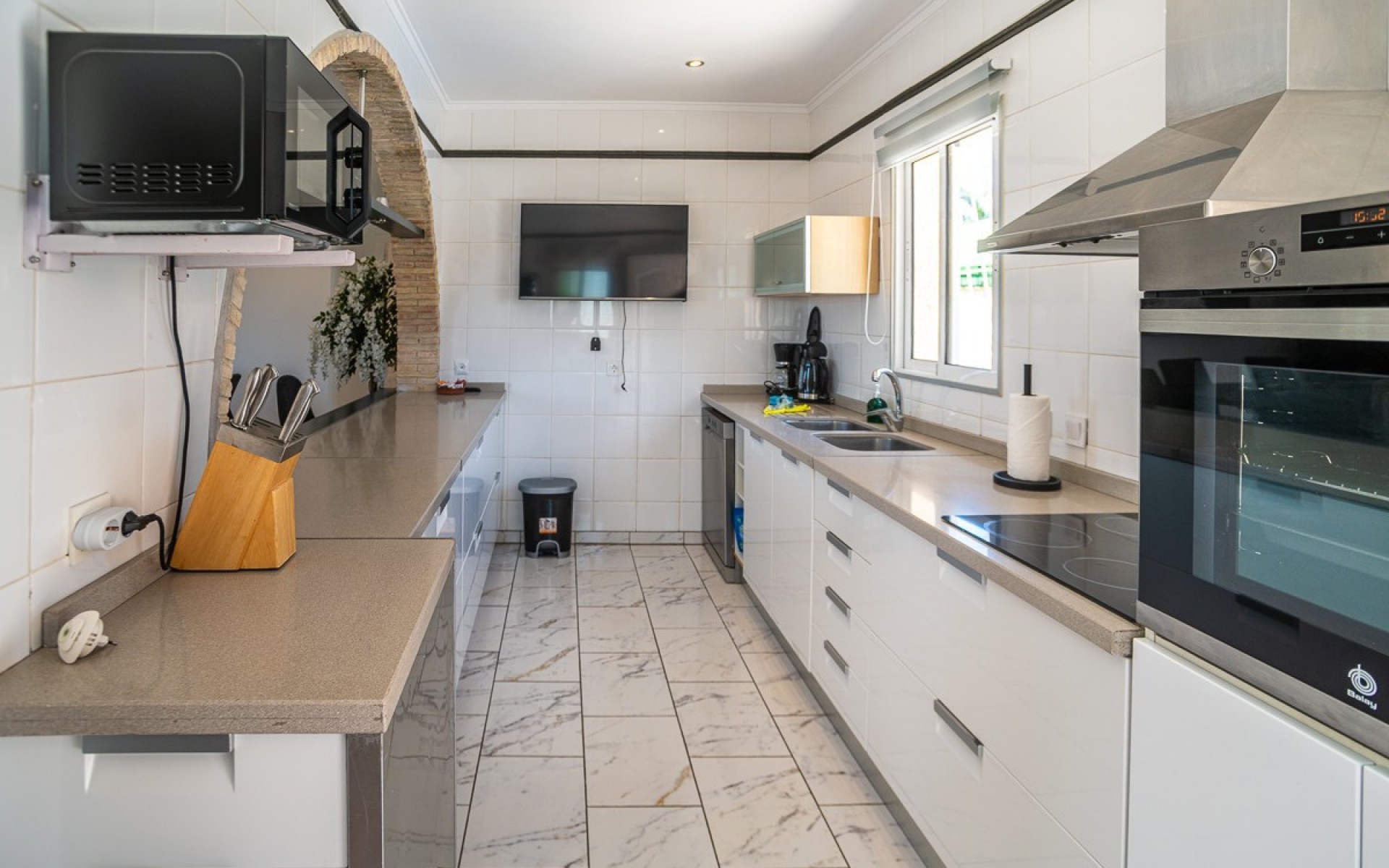 Resale - Villa - Torrevieja - La Siesta