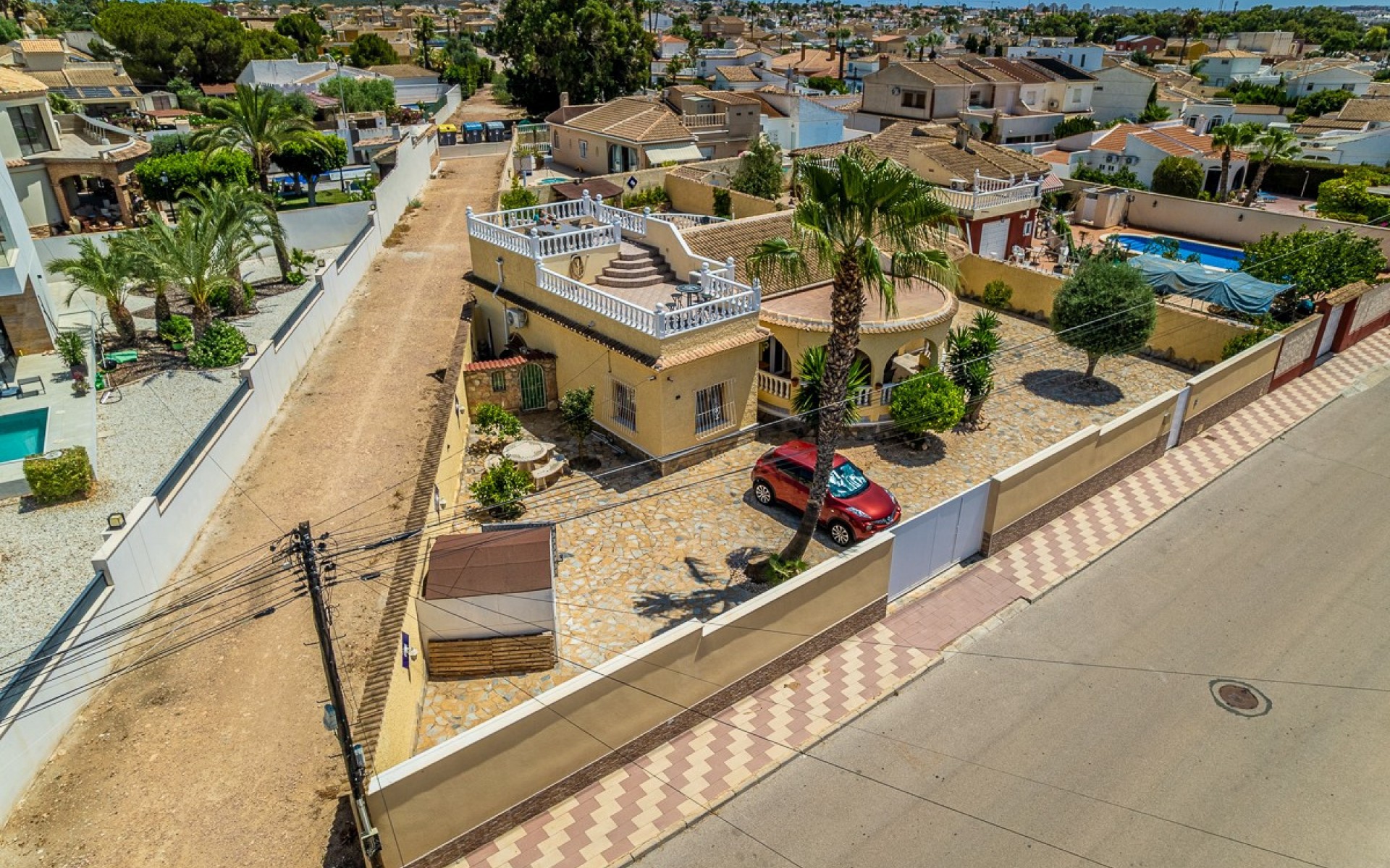 Resale - Villa - Torrevieja - La Siesta