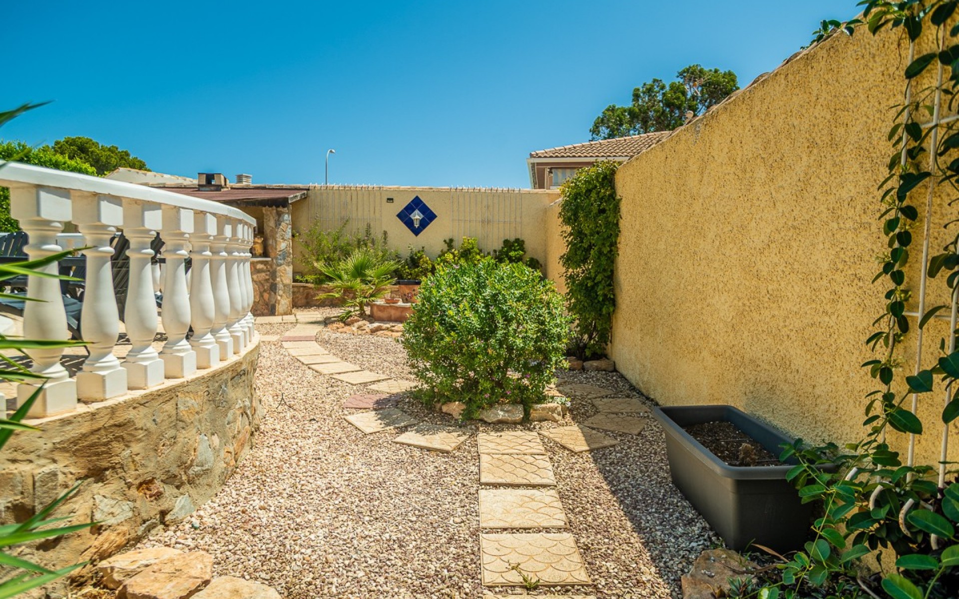 Resale - Villa - Torrevieja - La Siesta