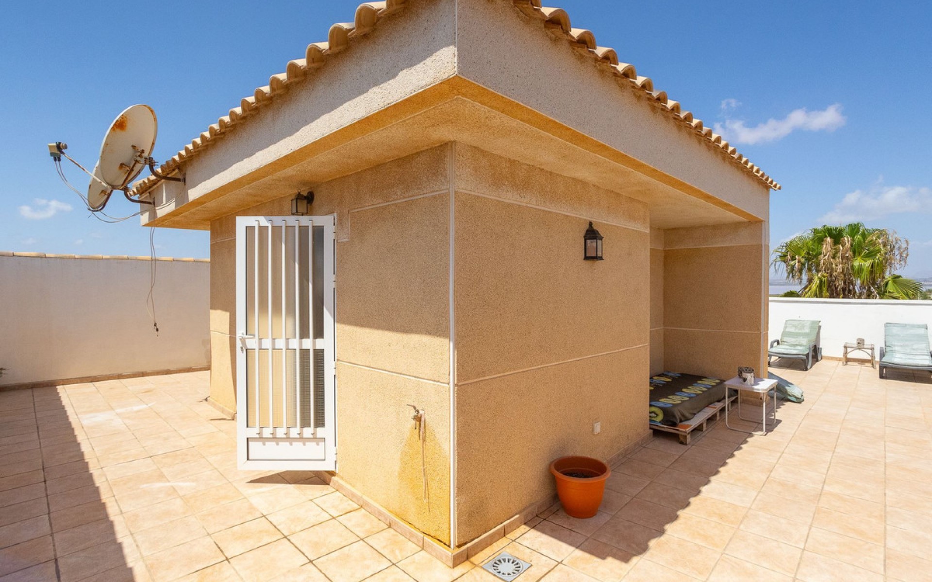 Resale - Villa - Torrevieja - La Siesta