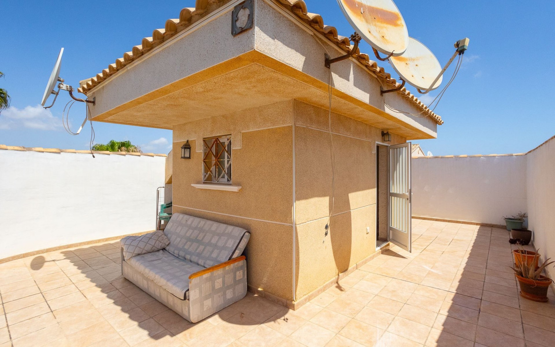 Resale - Villa - Torrevieja - La Siesta