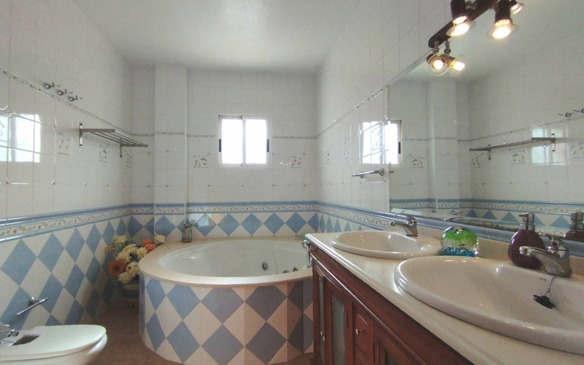 Resale - Villa - Torrevieja - La Siesta