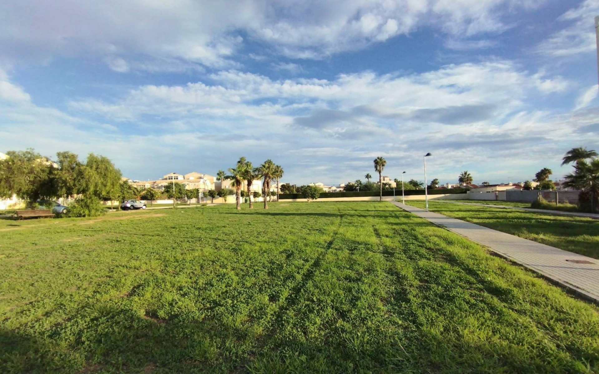Resale - Villa - Torrevieja - La Siesta