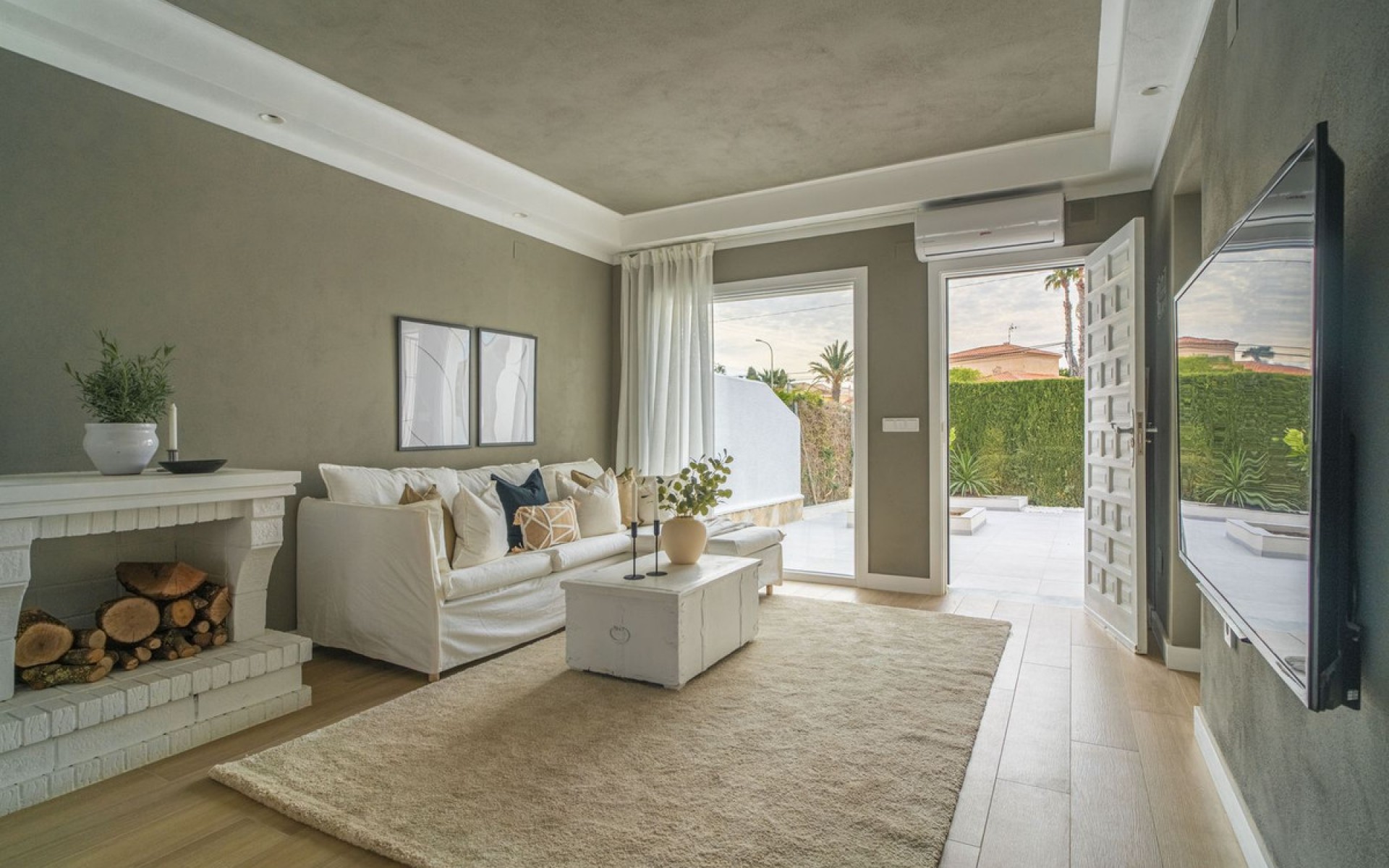Resale - Villa - Torrevieja - La Siesta