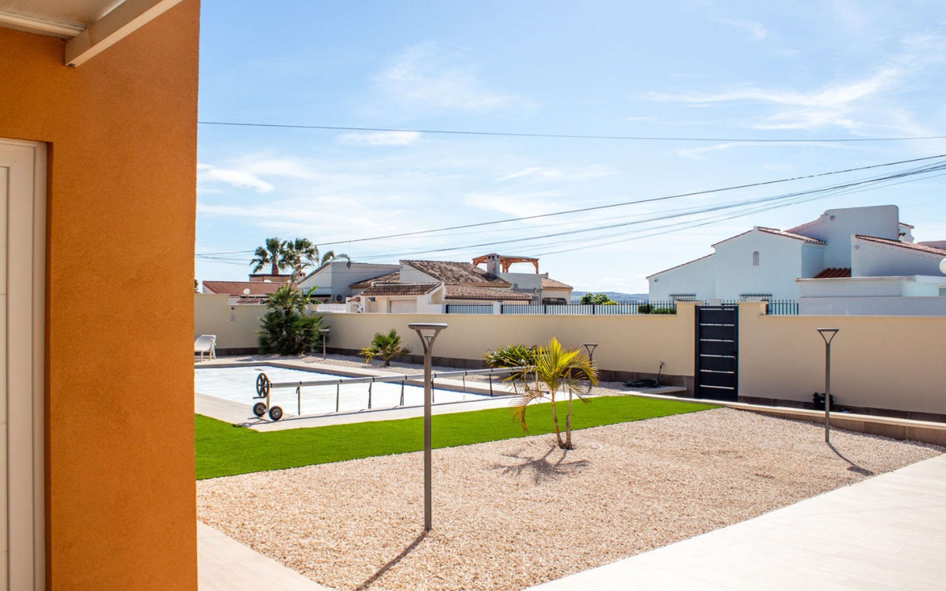Resale - Villa - Torrevieja - La Siesta
