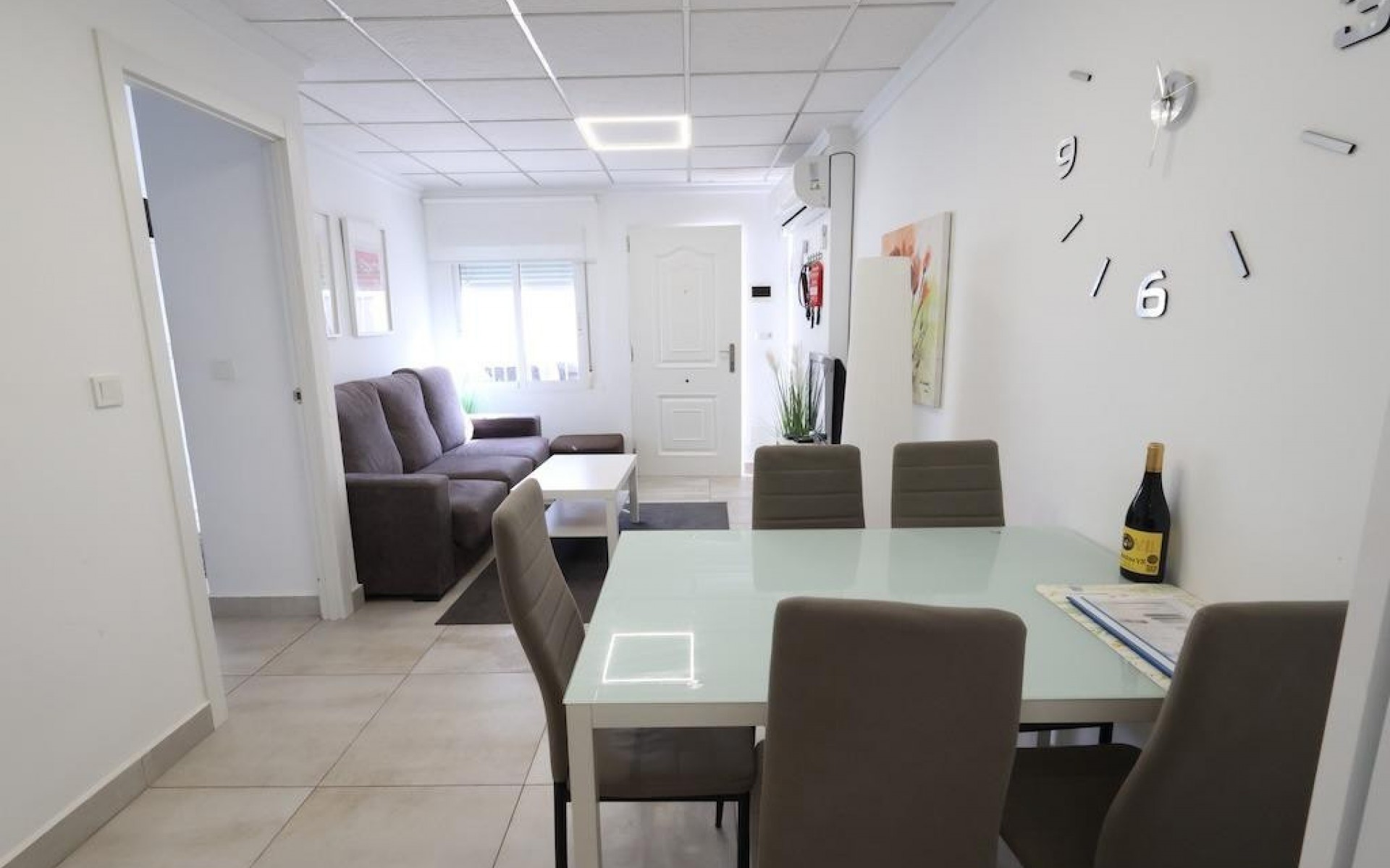 Resale - Villa - Torrevieja - La Siesta