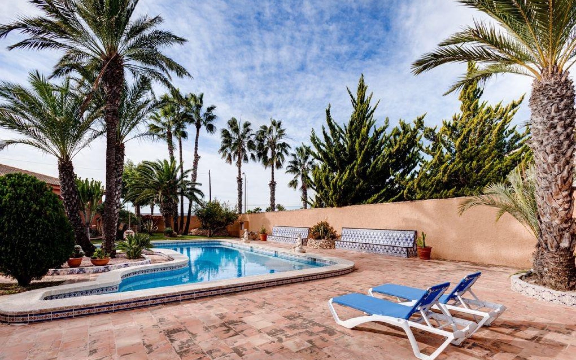 Resale - Villa - Torrevieja - La Siesta