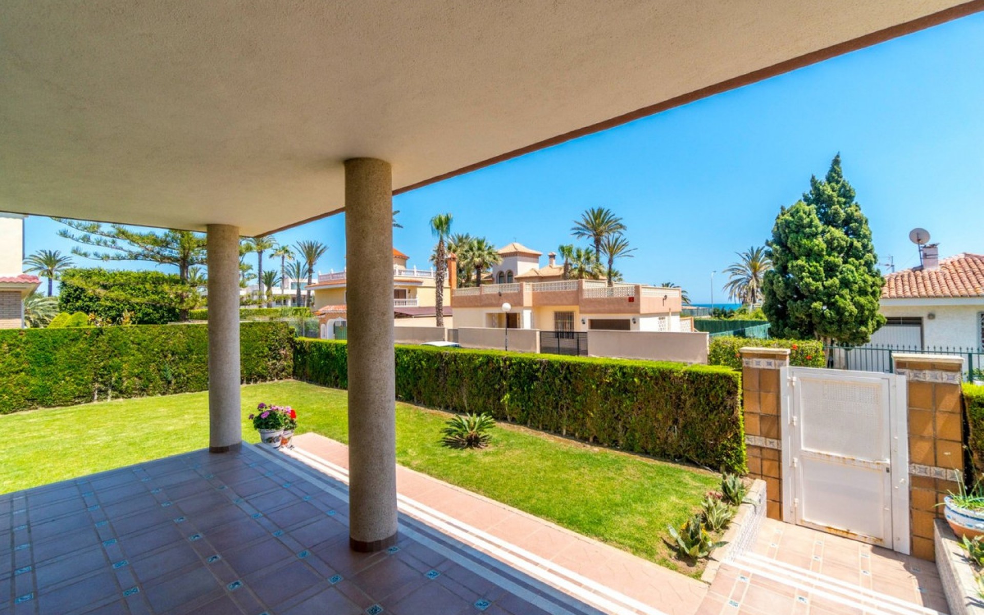 Resale - Villa - Torrevieja - La Veleta