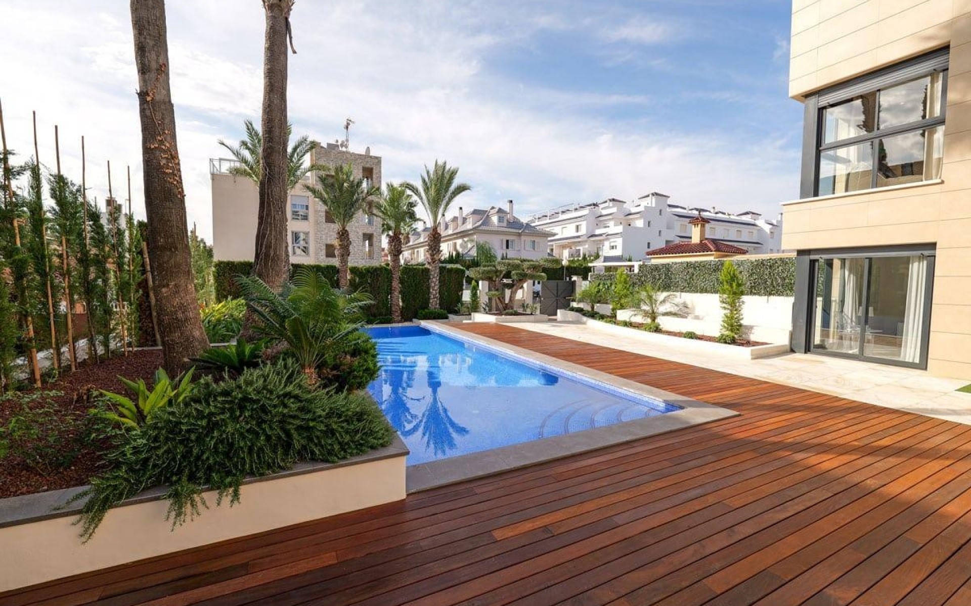 Resale - Villa - Torrevieja - La Veleta