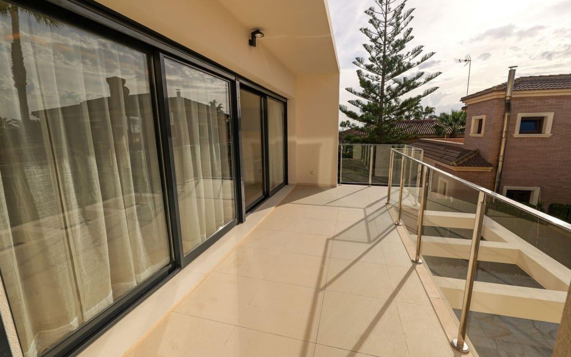 Resale - Villa - Torrevieja - La Veleta
