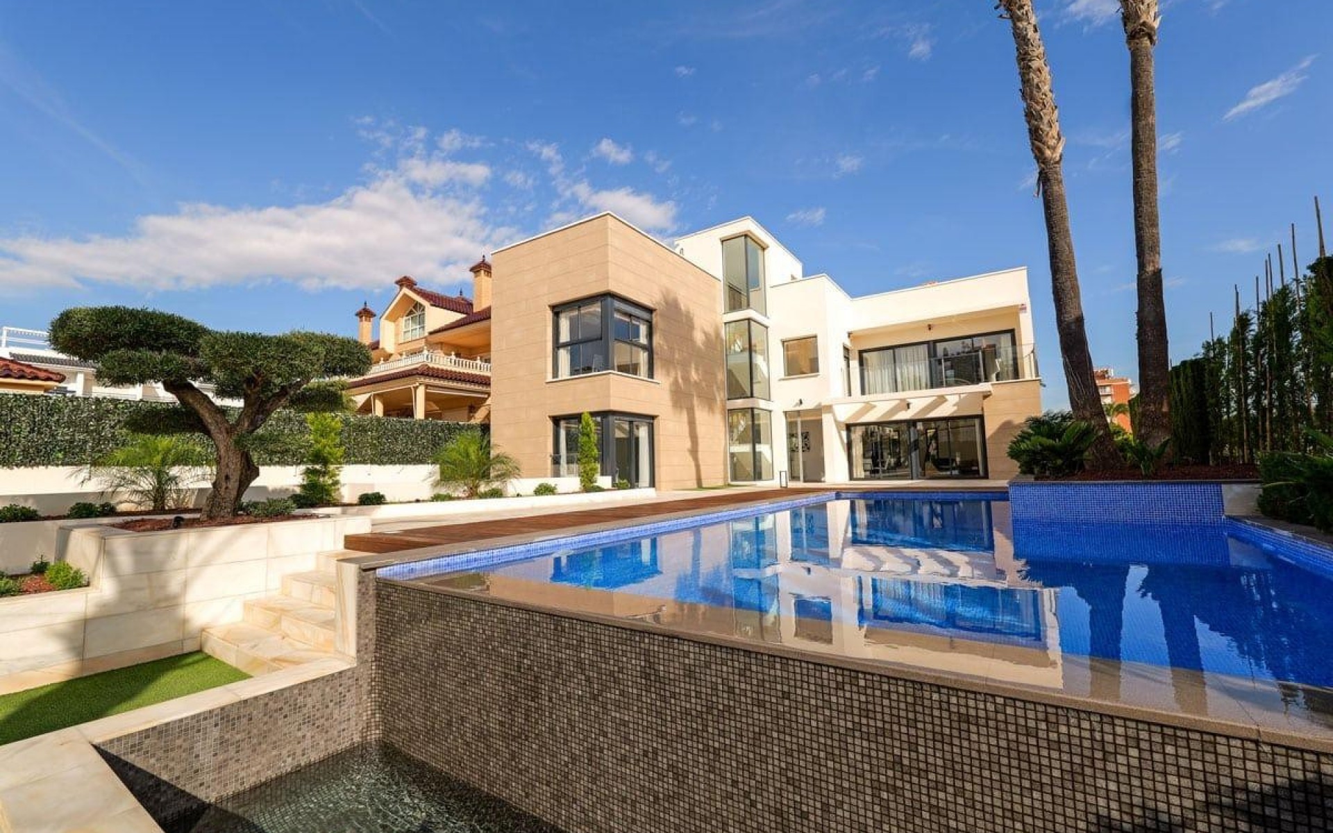 Resale - Villa - Torrevieja - La Veleta