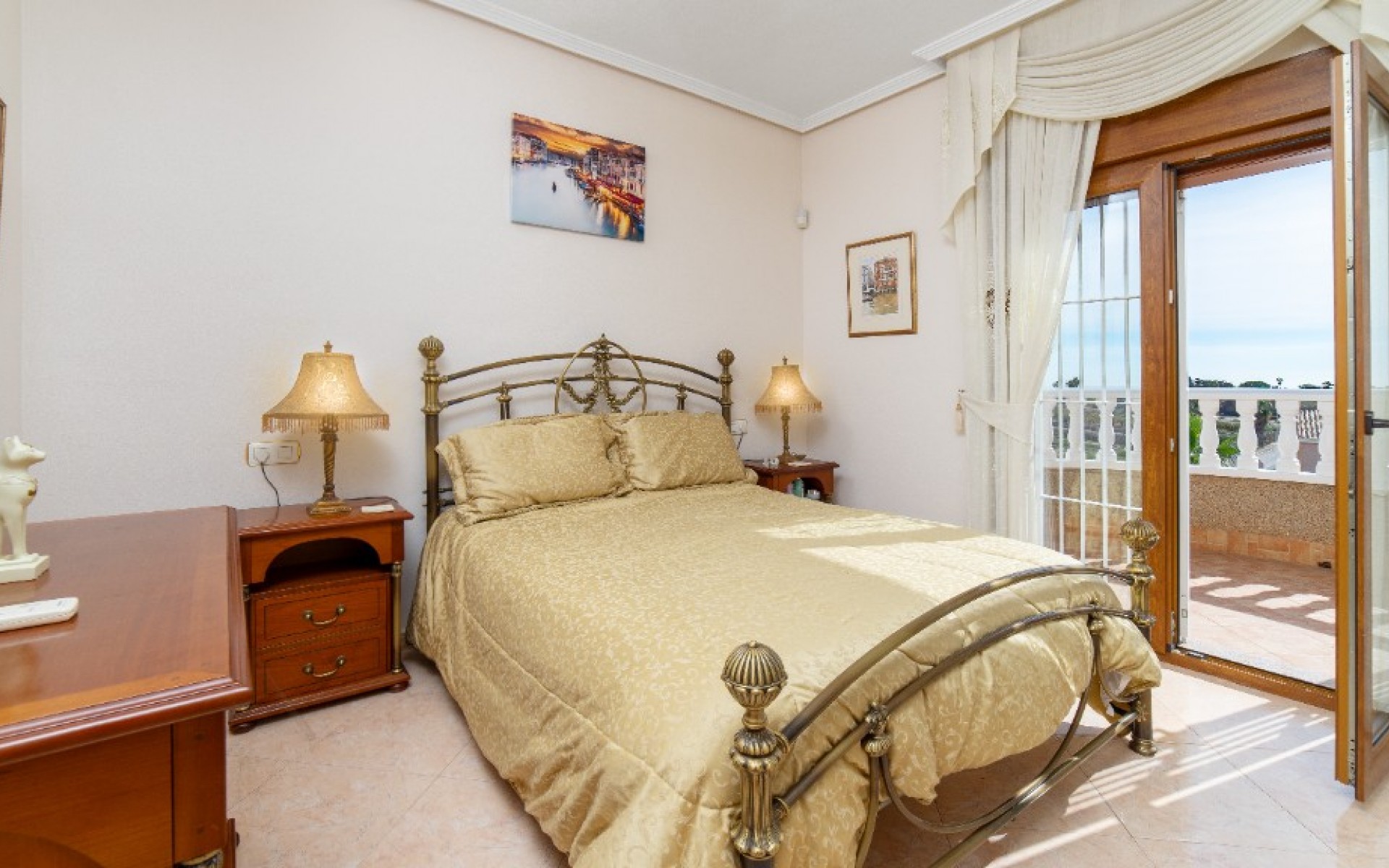 Resale - Villa - Torrevieja - Los Altos