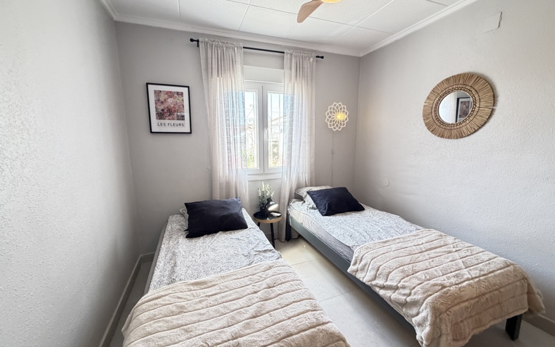 Resale - Villa - Torrevieja - San Luis