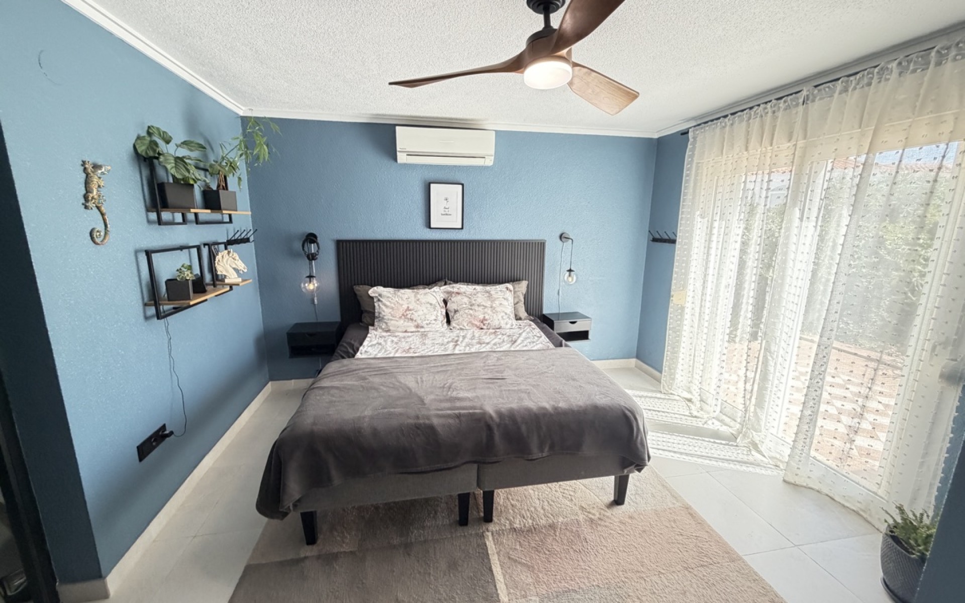 Resale - Villa - Torrevieja - San Luis