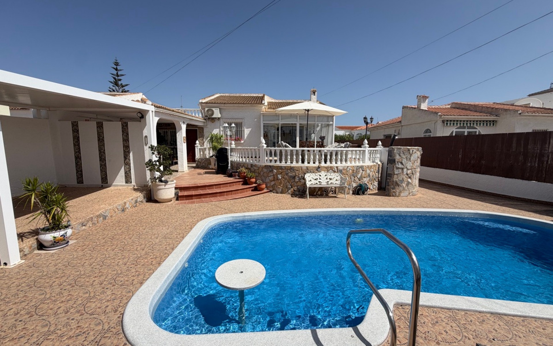 Resale - Villa - Torrevieja - San Luis