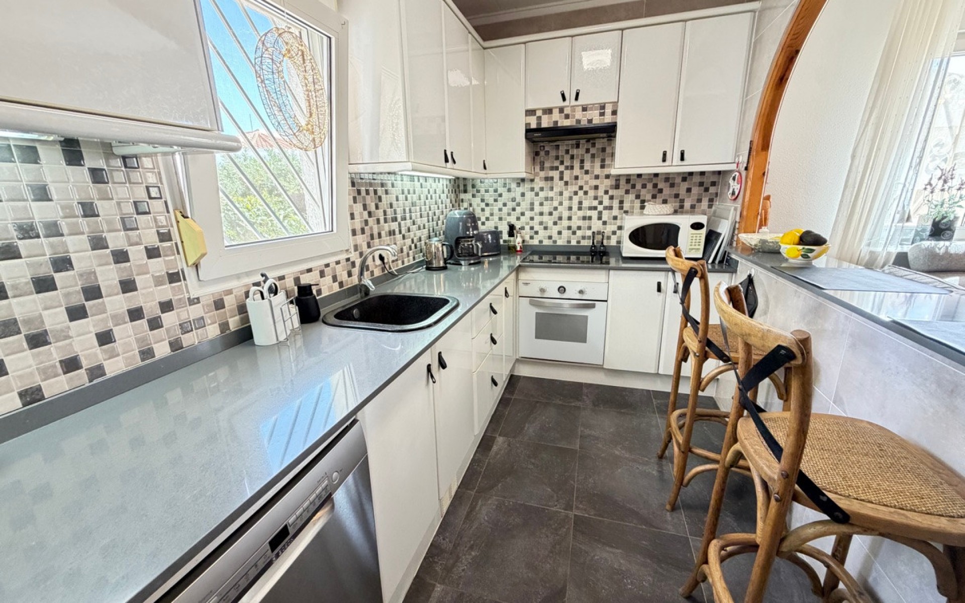 Resale - Villa - Torrevieja - San Luis