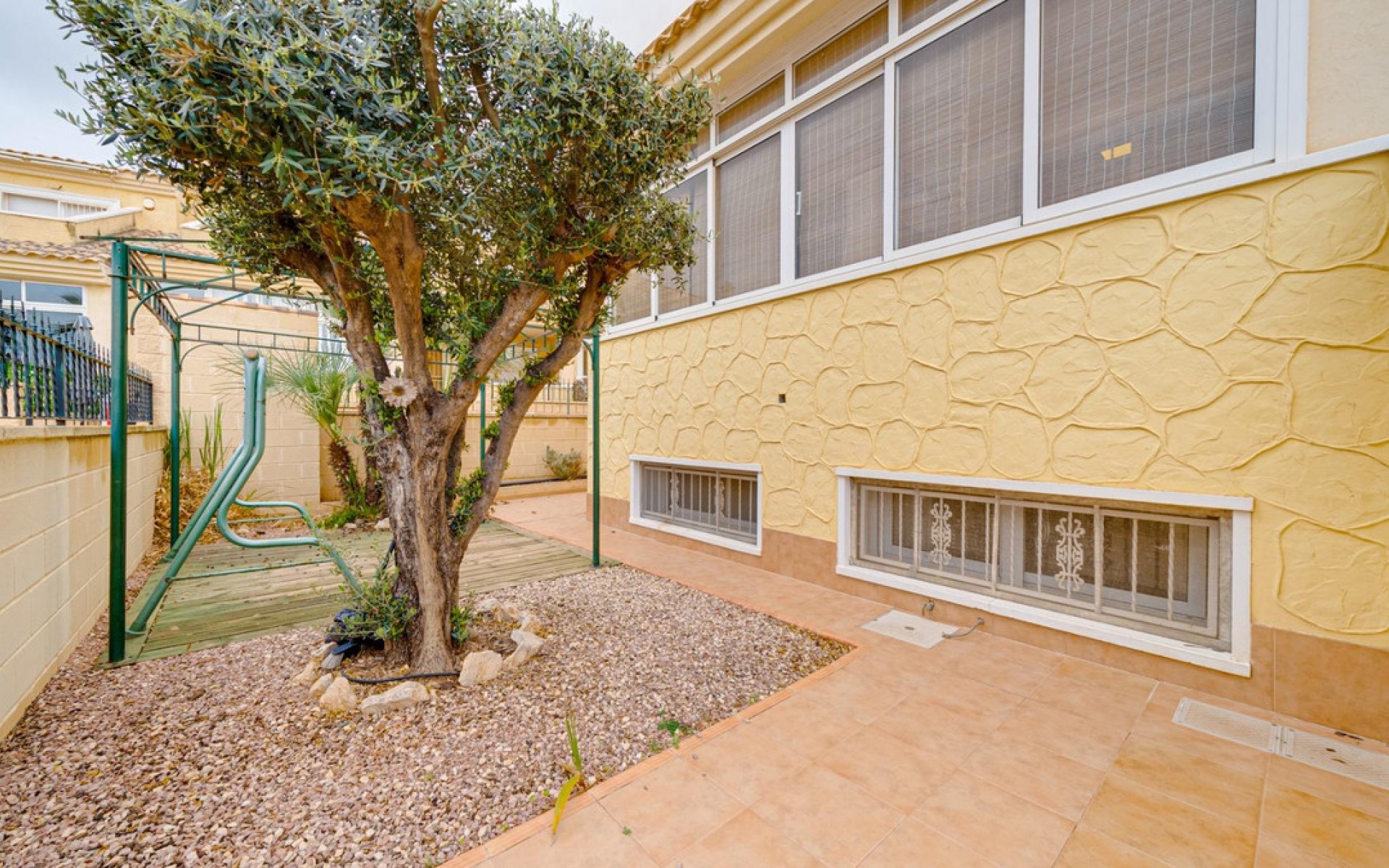Resale - Villa - Torrevieja - Torrevieja Centro
