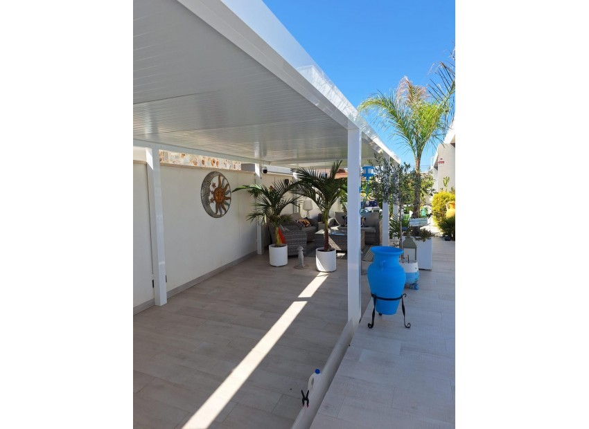 Resale - Villa - Torrevieja - Torrevieja Centro