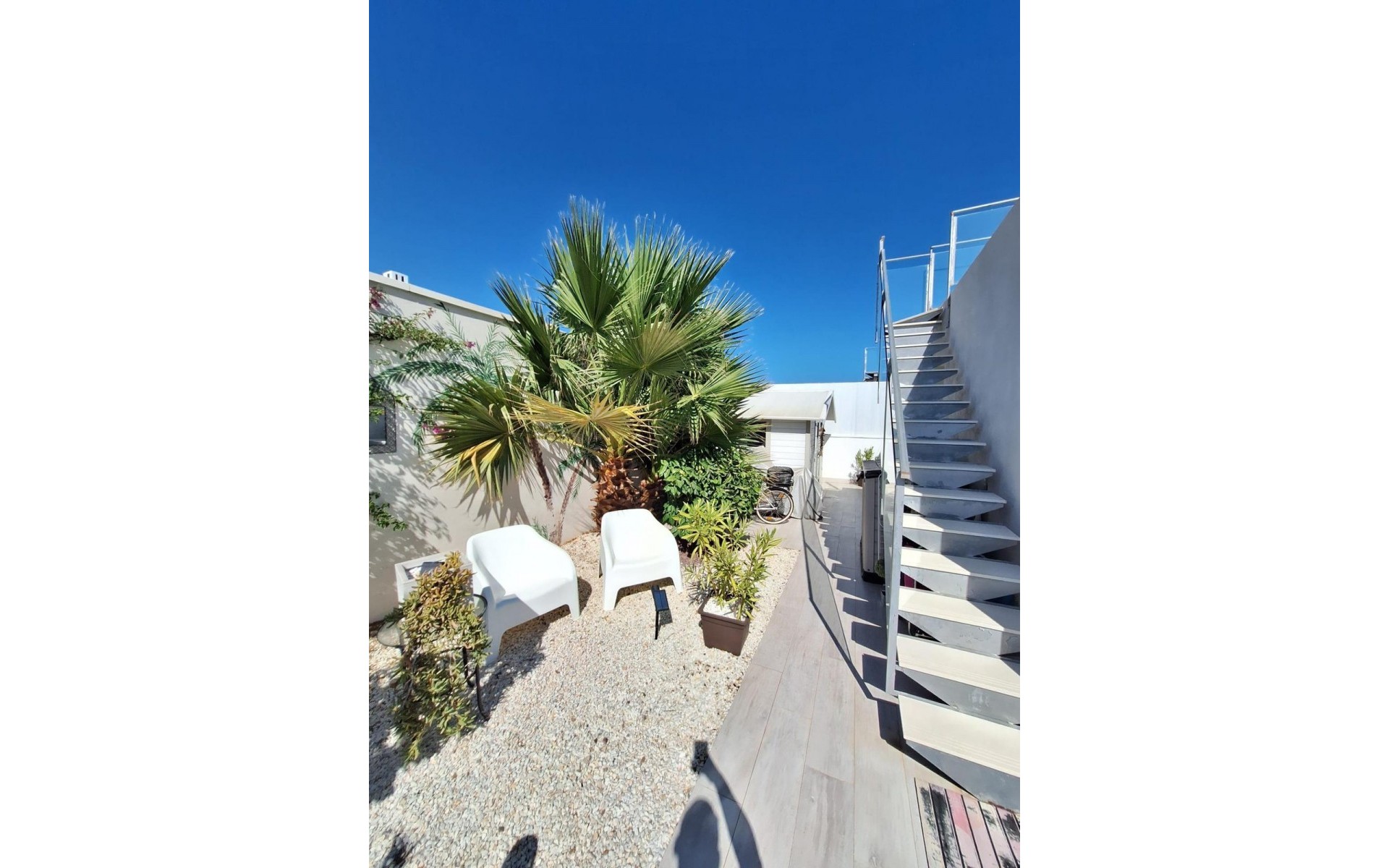 Resale - Villa - Torrevieja - Torrevieja Centro