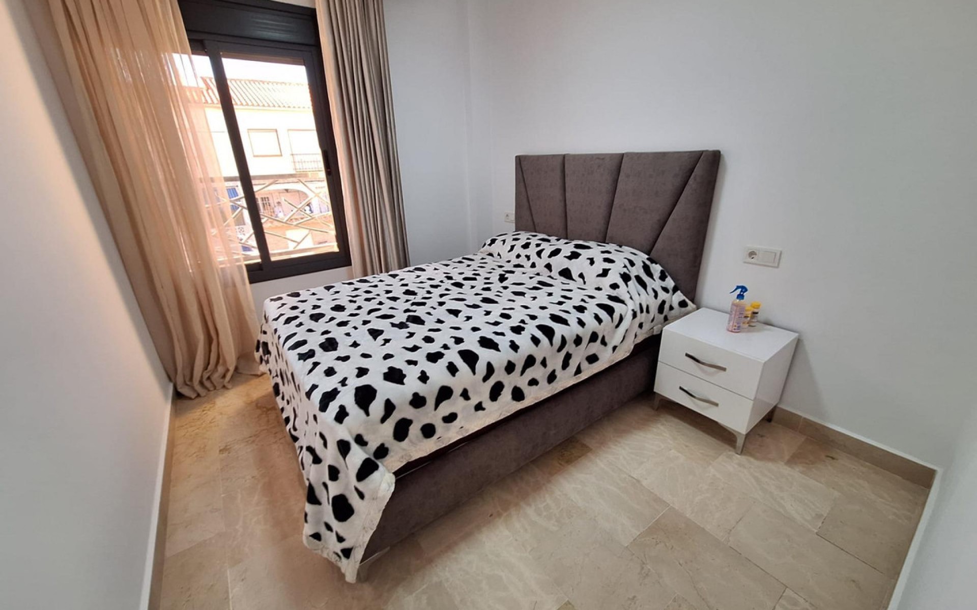 Resale - Villa - Torrevieja - Torrevieja Centro