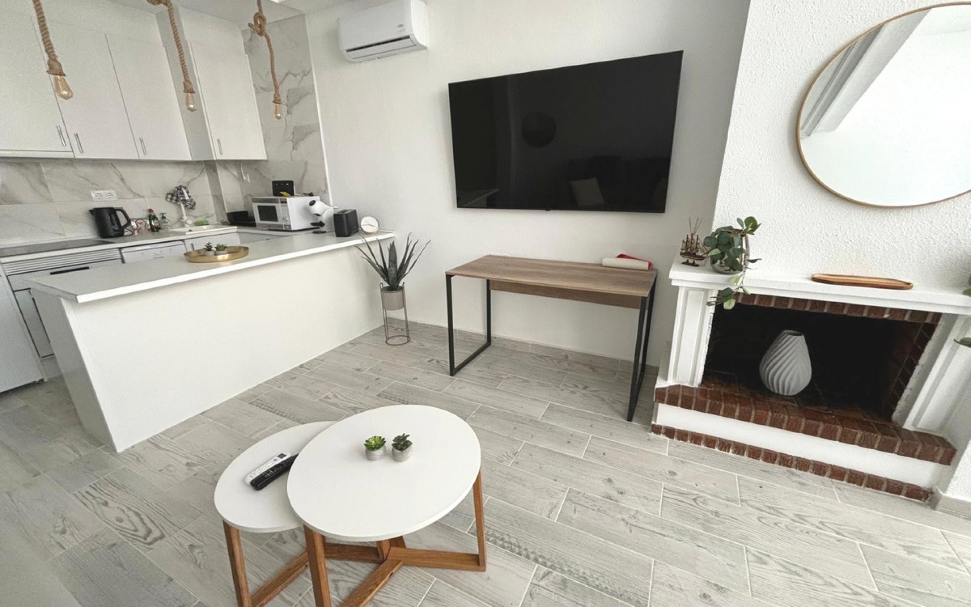 Resale - Villa - Torrevieja - Torrevieja Centro