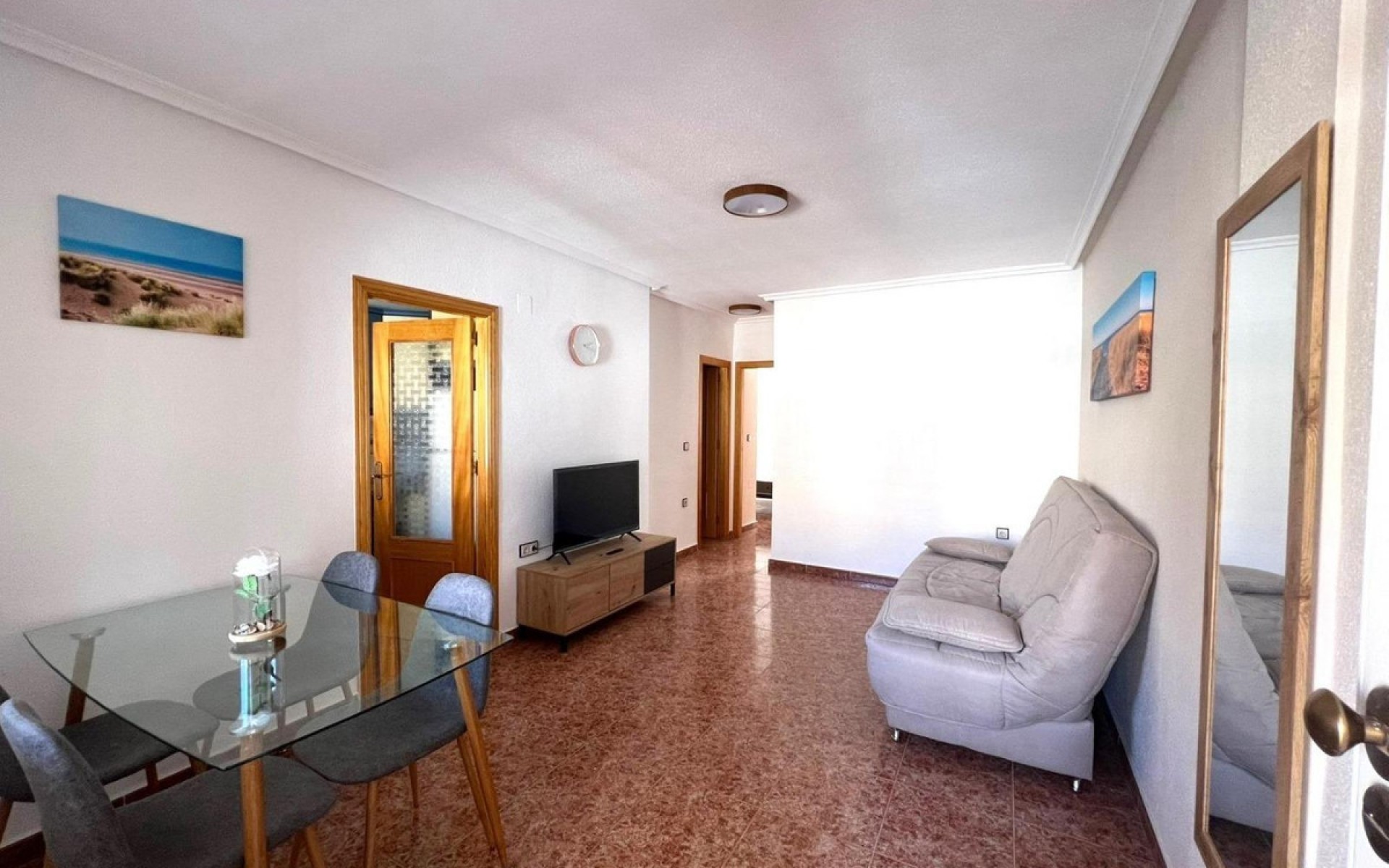 Resale - Villa - Torrevieja - Torrevieja Centro